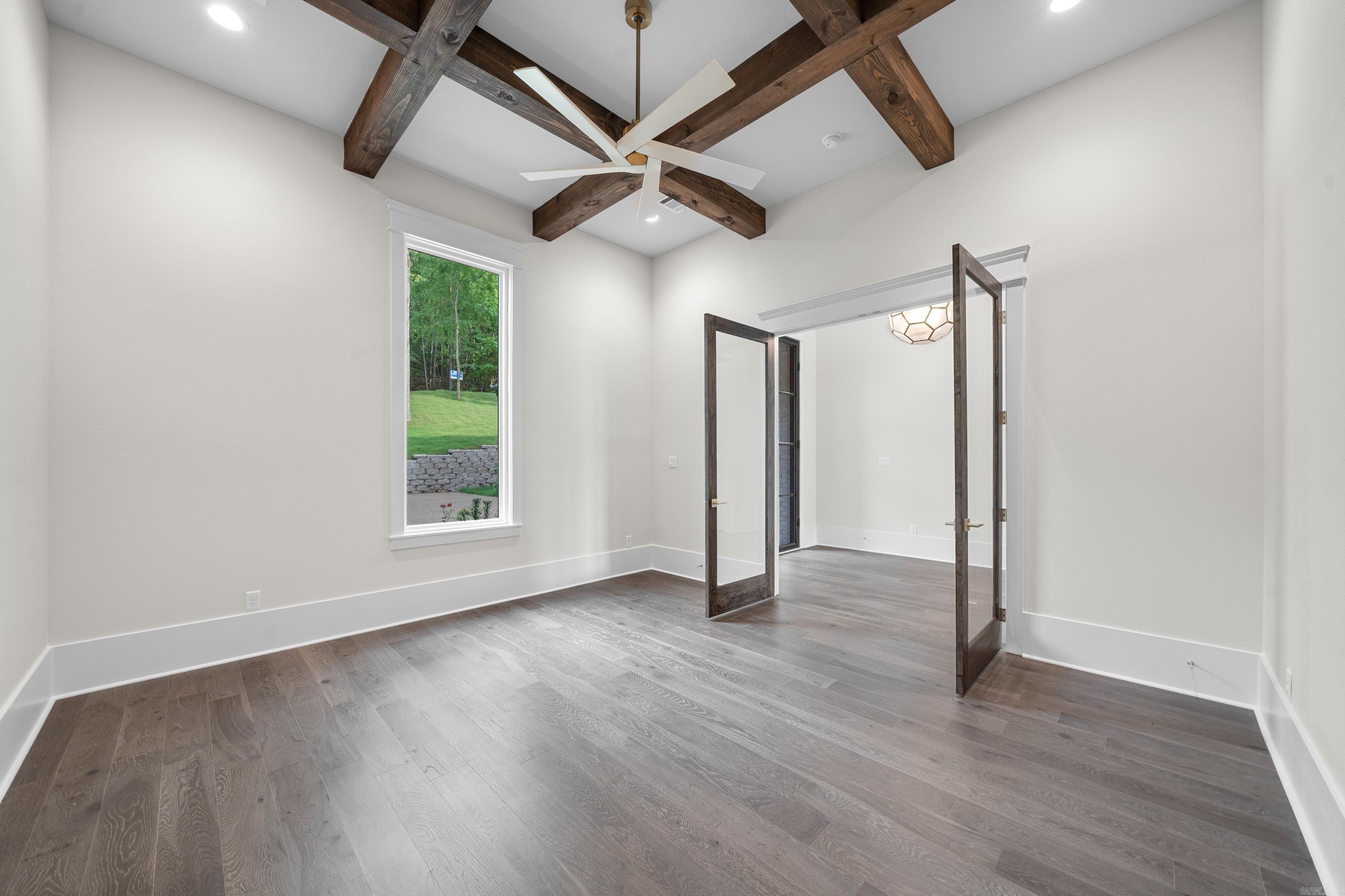 150  Cardinal  Hot Springs, AR