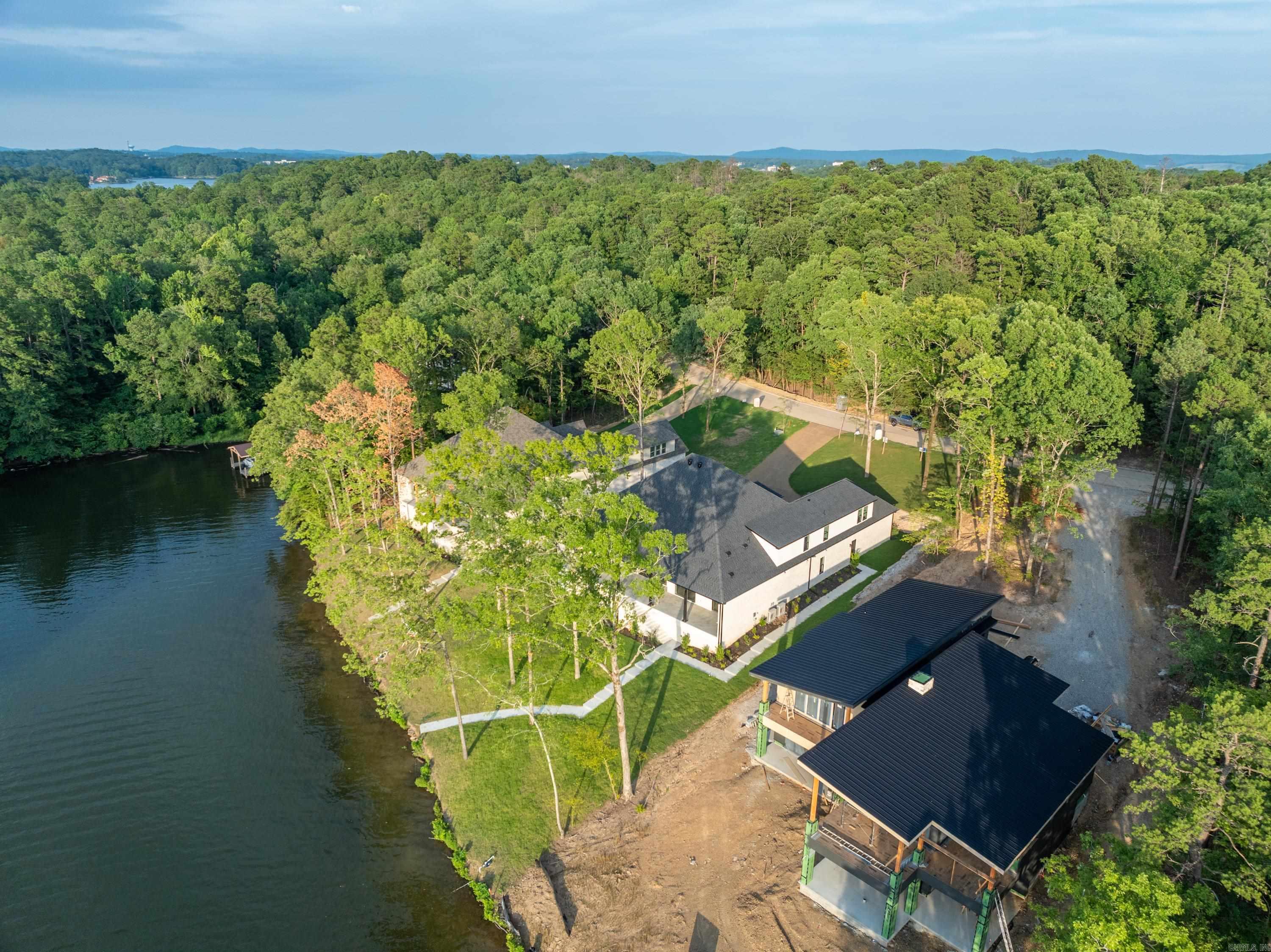 150  Cardinal  Hot Springs, AR
