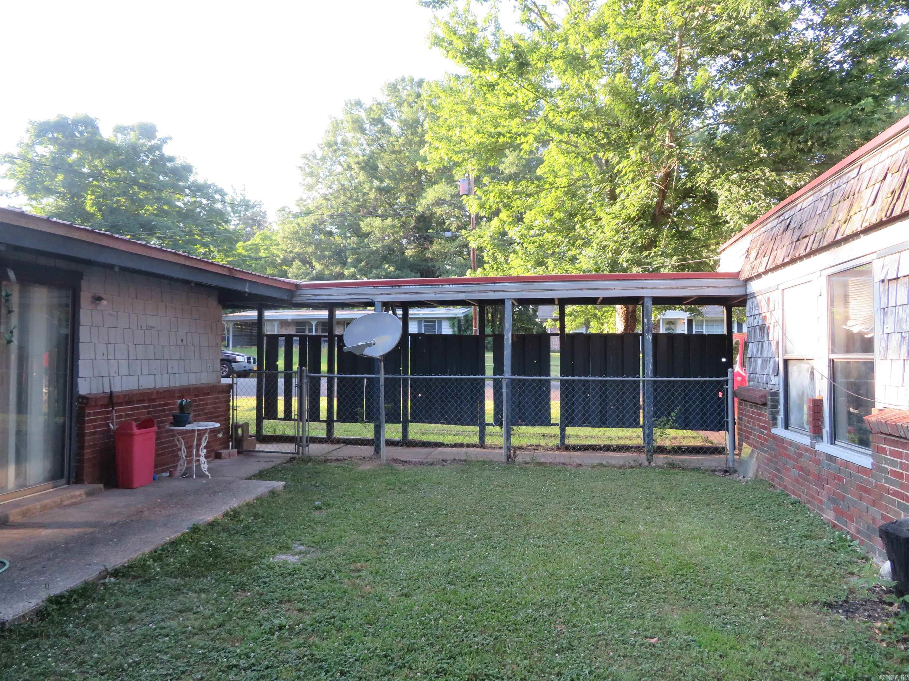 1811  Sylvia  Arkadelphia, AR