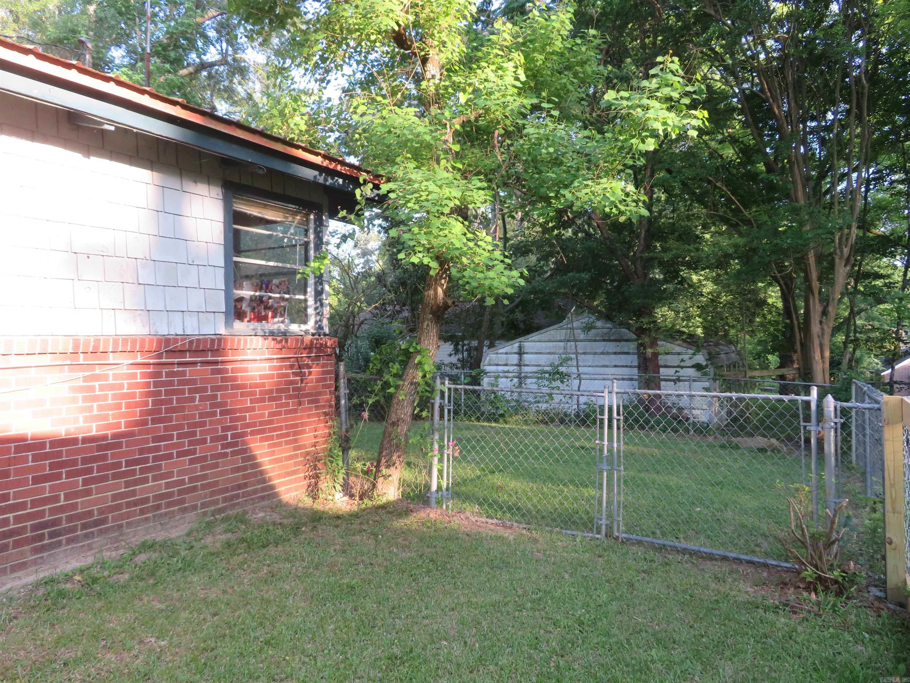 1811  Sylvia  Arkadelphia, AR