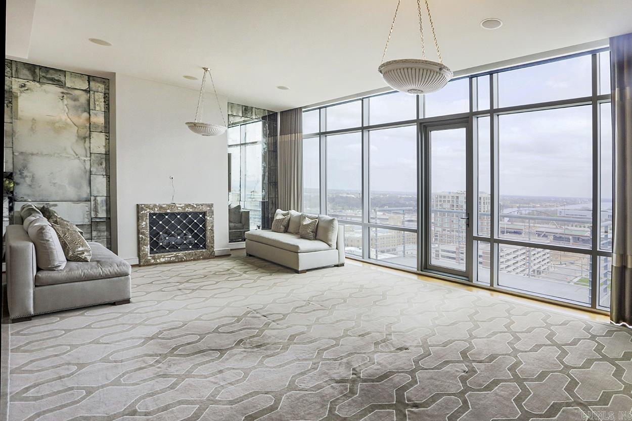 300 E Third #1504  Little Rock, AR