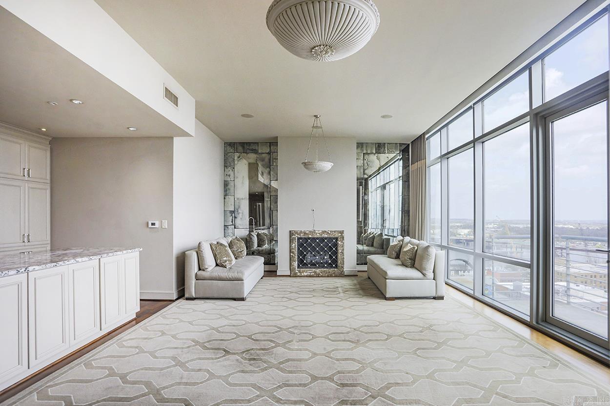 300 E Third #1504  Little Rock, AR