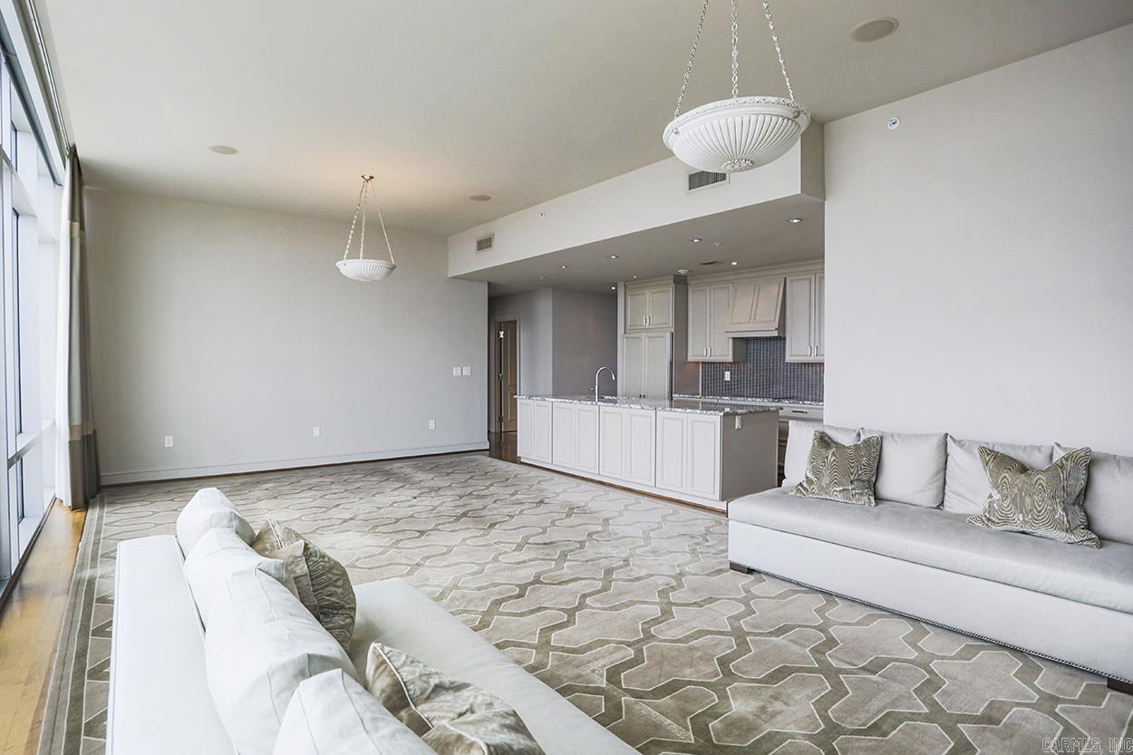 300 E Third #1504  Little Rock, AR