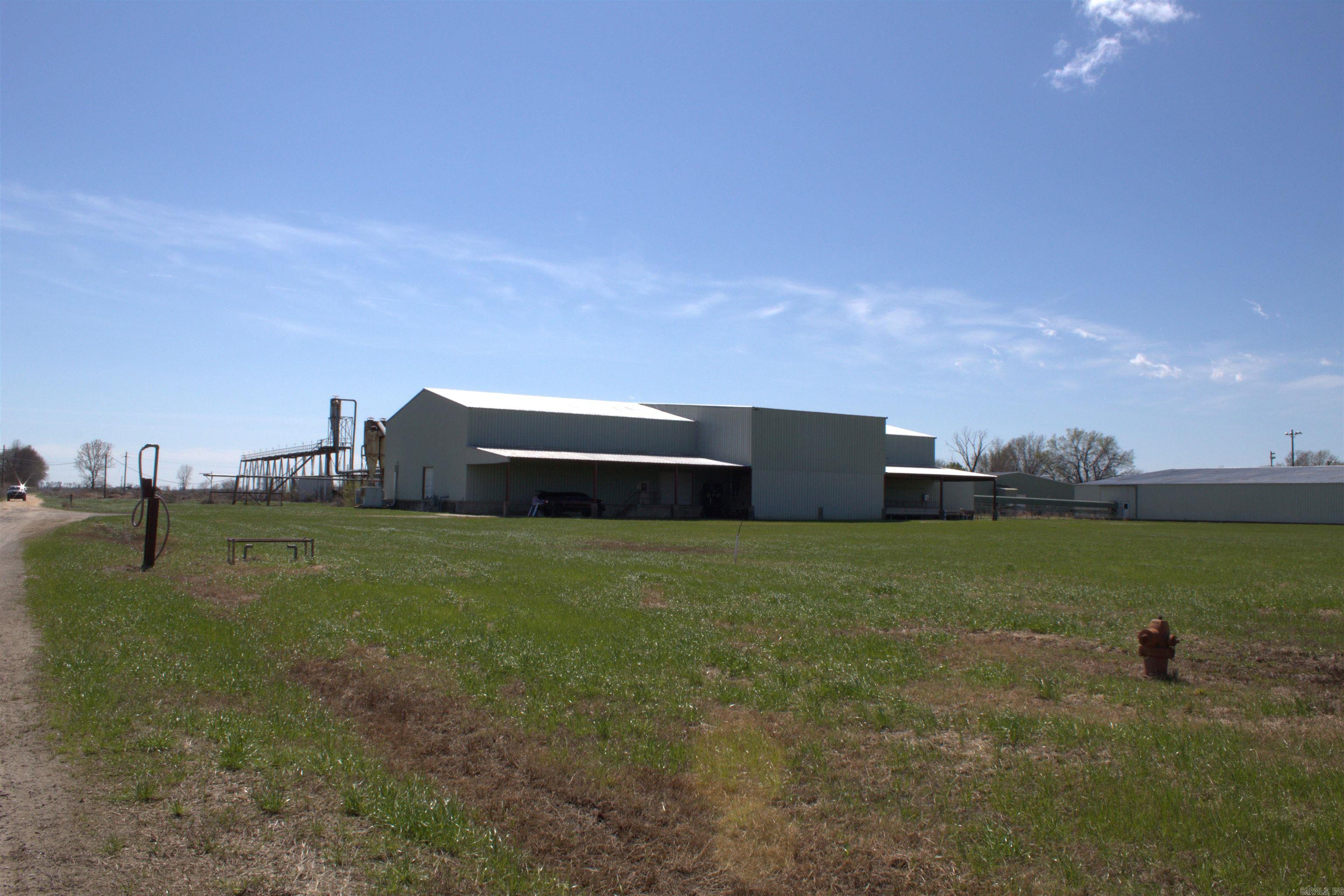 1020 E Speedway  Dermott, AR