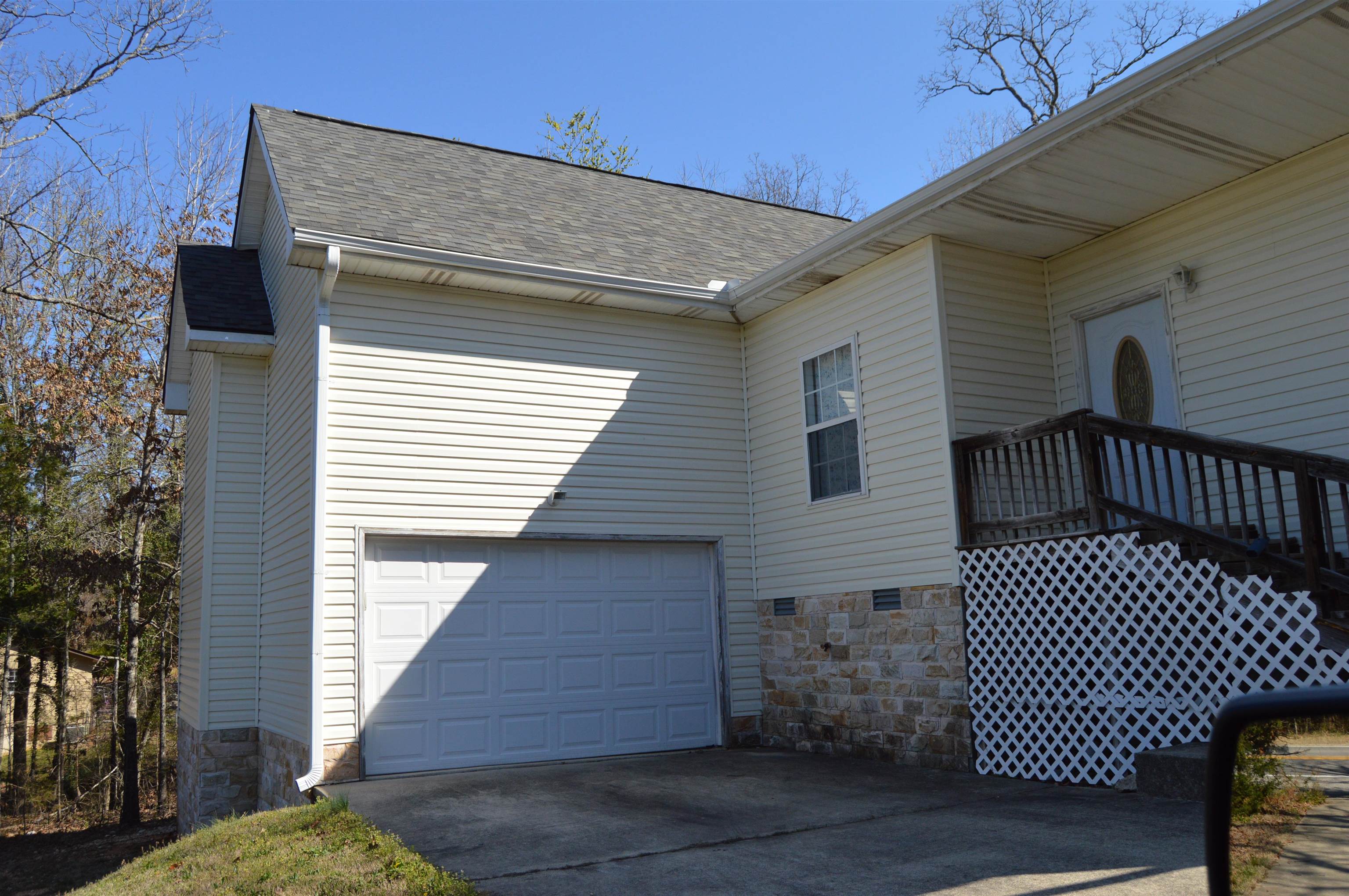 106  Iroquois  Cherokee Village, AR