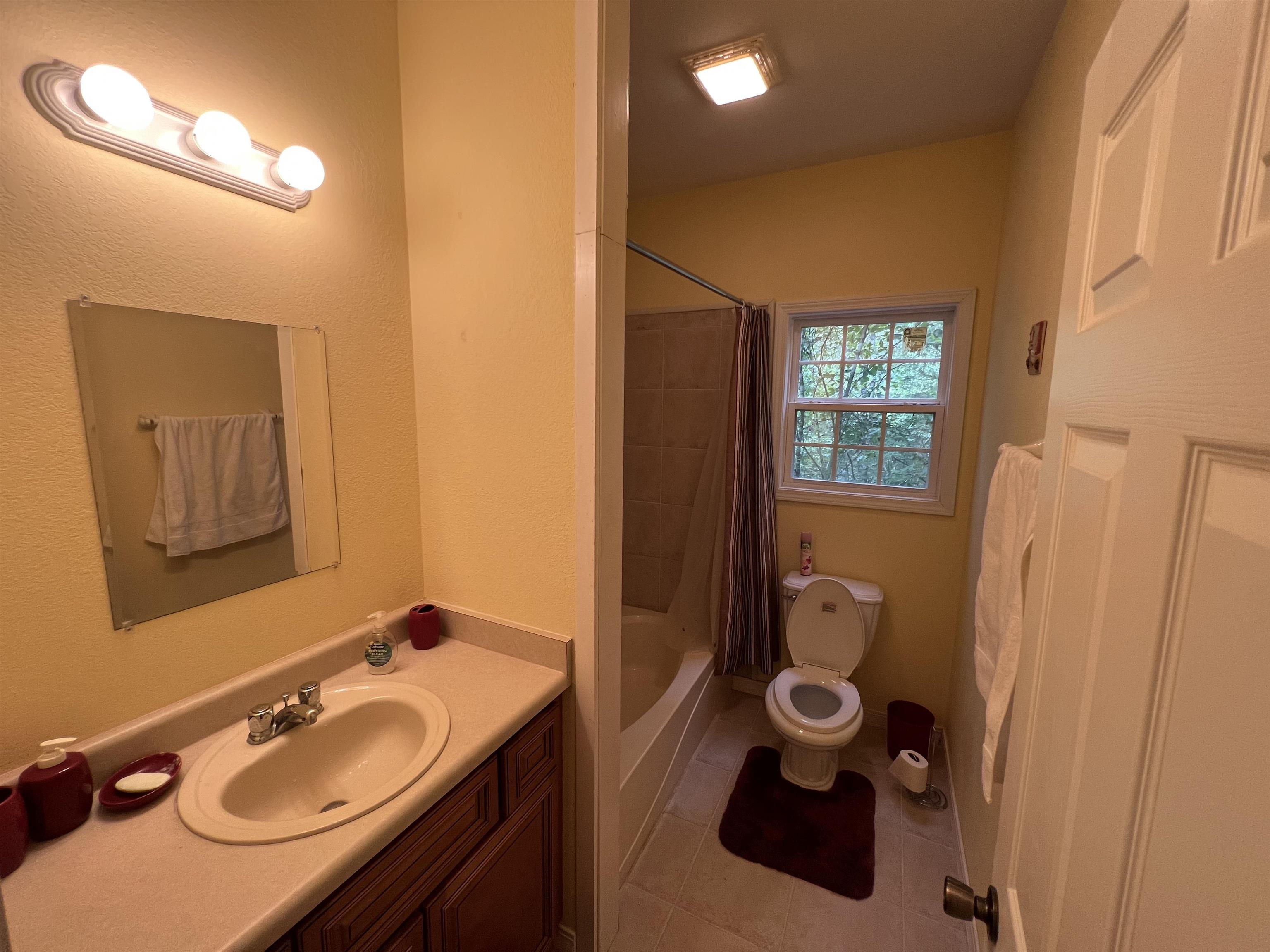 106  Iroquois  Cherokee Village, AR