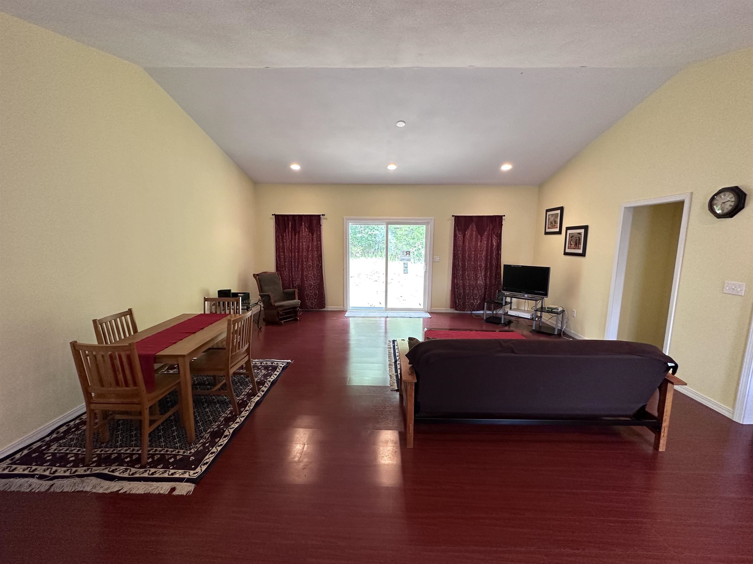 106  Iroquois  Cherokee Village, AR