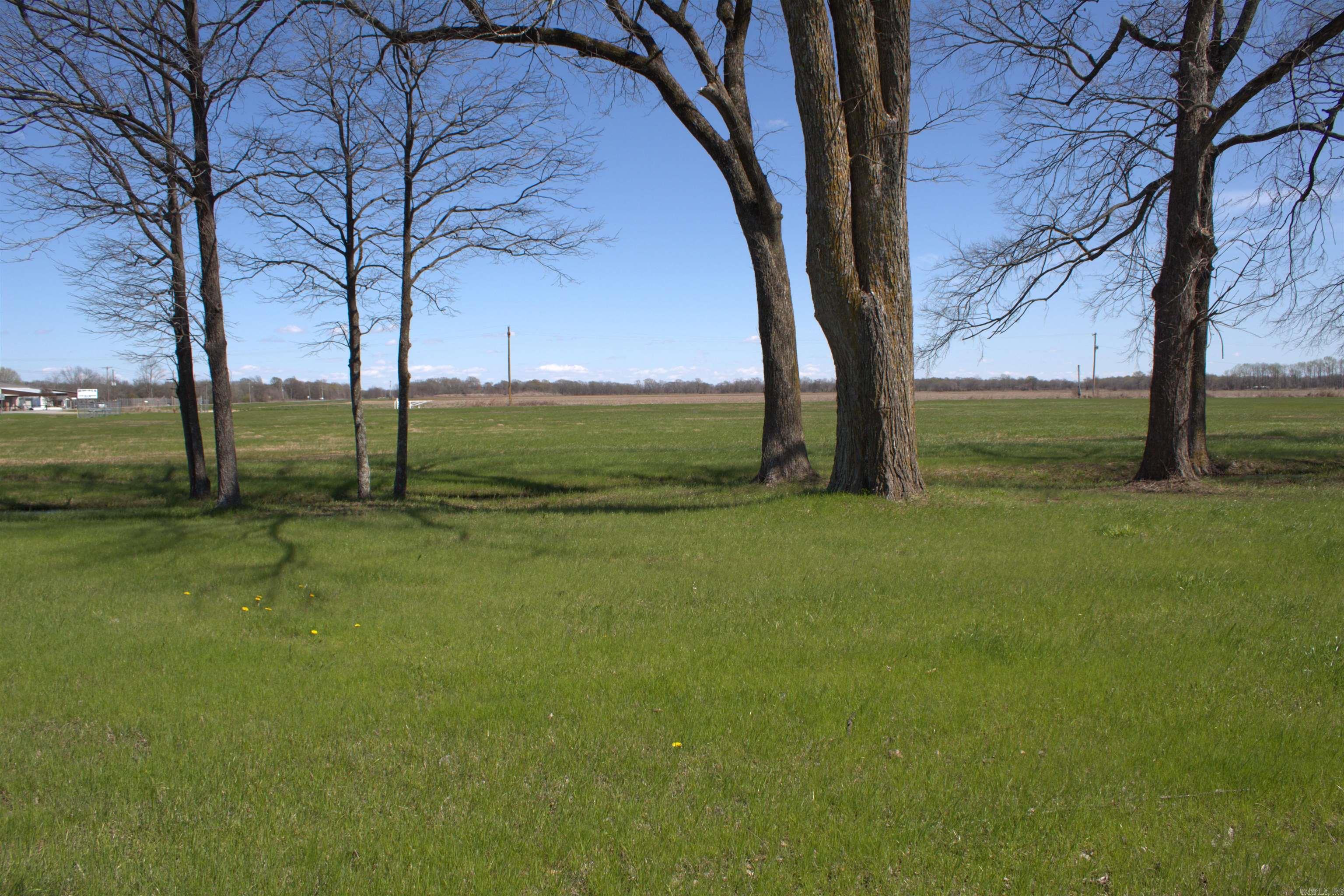 1020 E Speedway  Dermott, AR