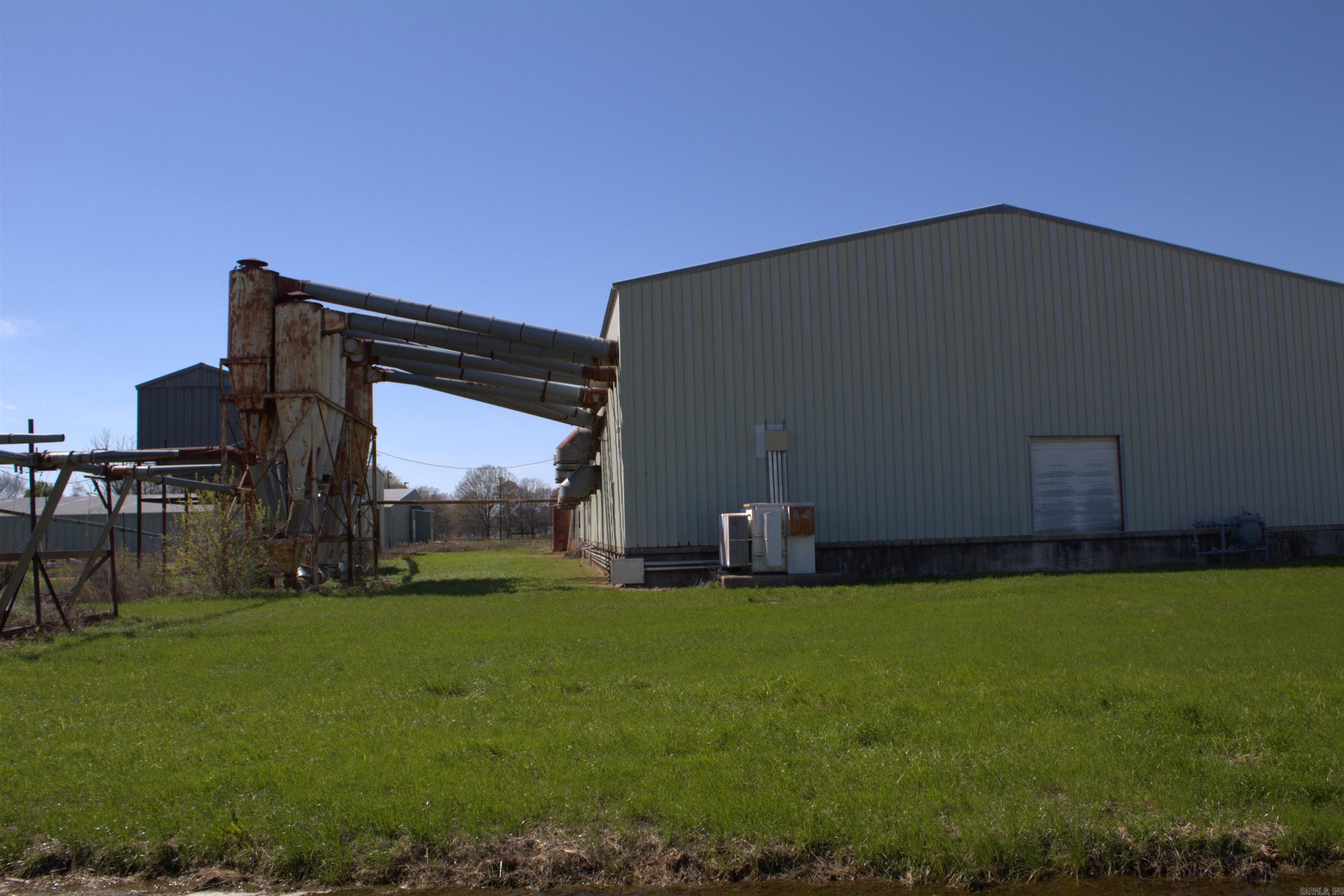 1020 E Speedway  Dermott, AR