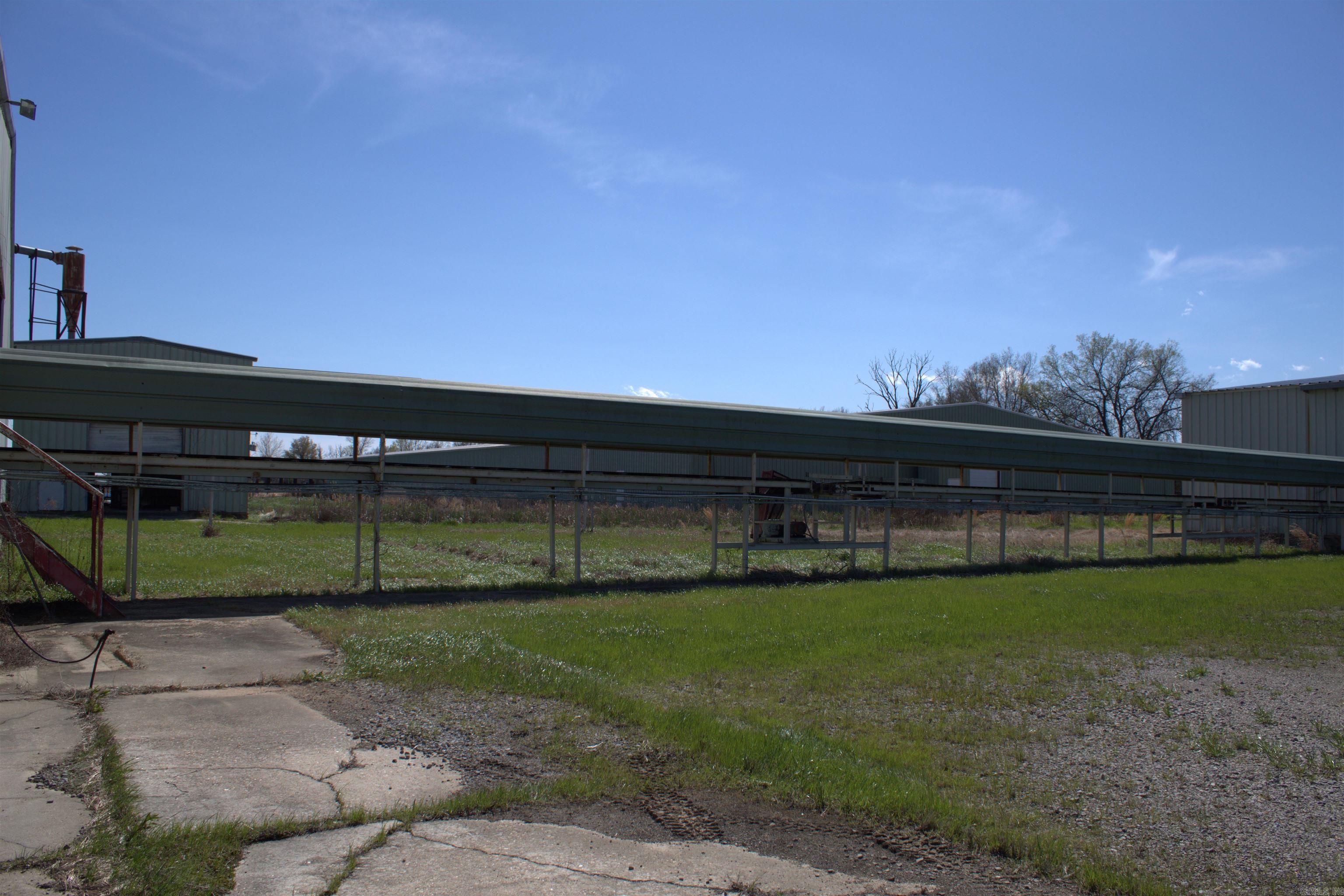 1020 E Speedway  Dermott, AR