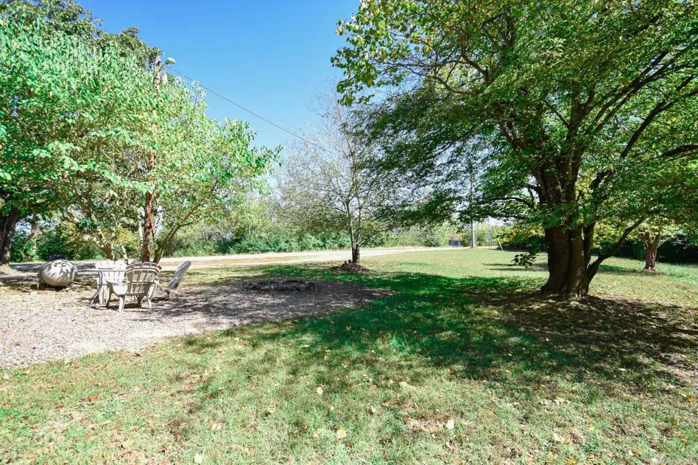 4574  Hwy 8 E  Mena, AR