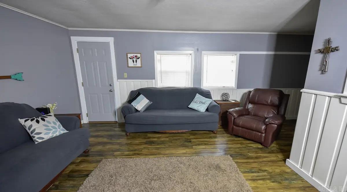 4574  Hwy 8 E  Mena, AR