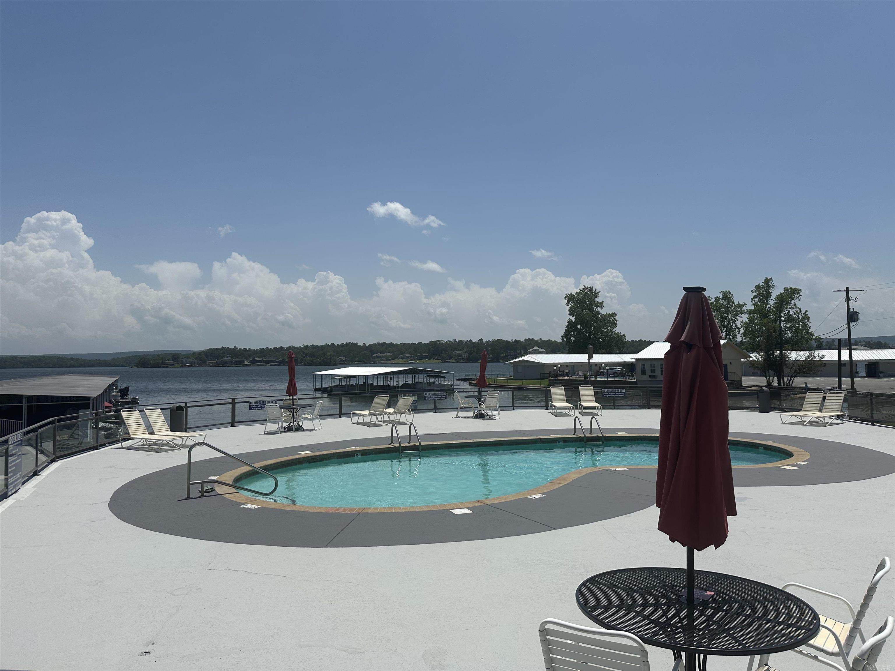 270  Lake Hamilton  Hot Springs, AR