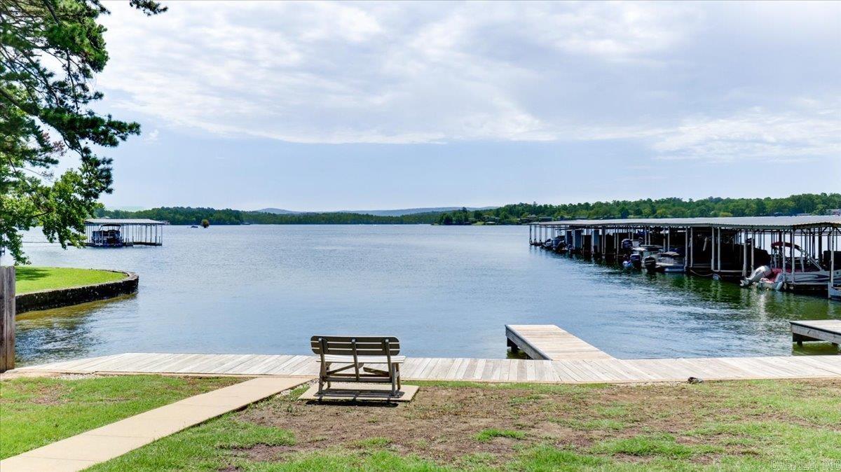 270  Lake Hamilton  Hot Springs, AR