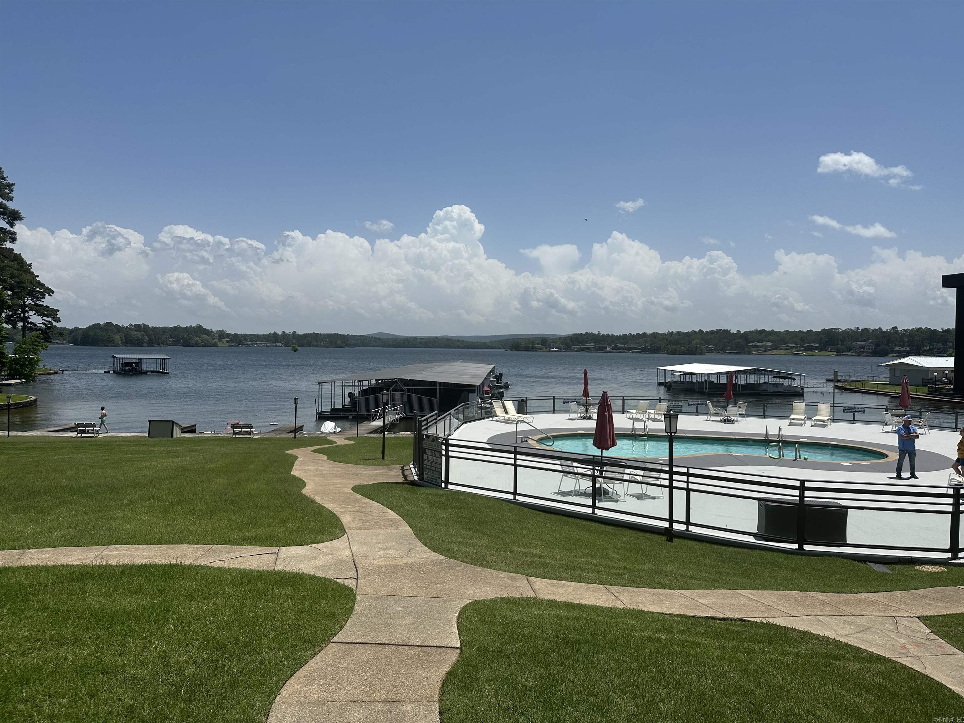 270  Lake Hamilton  Hot Springs, AR