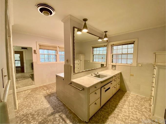 221  Elaine  Camden, AR