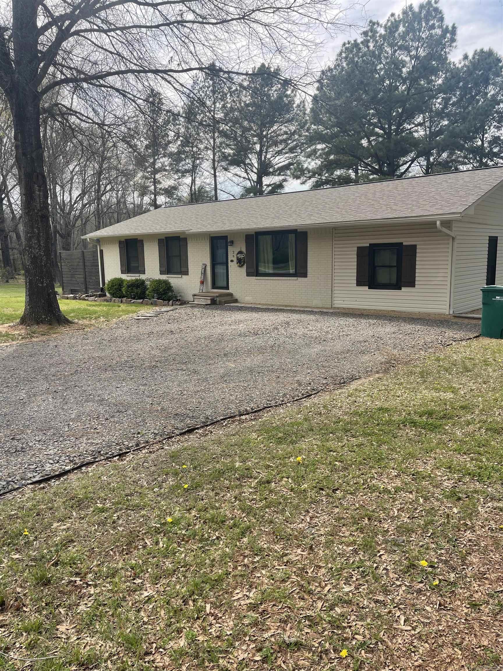 26 Clements, Conway, AR 