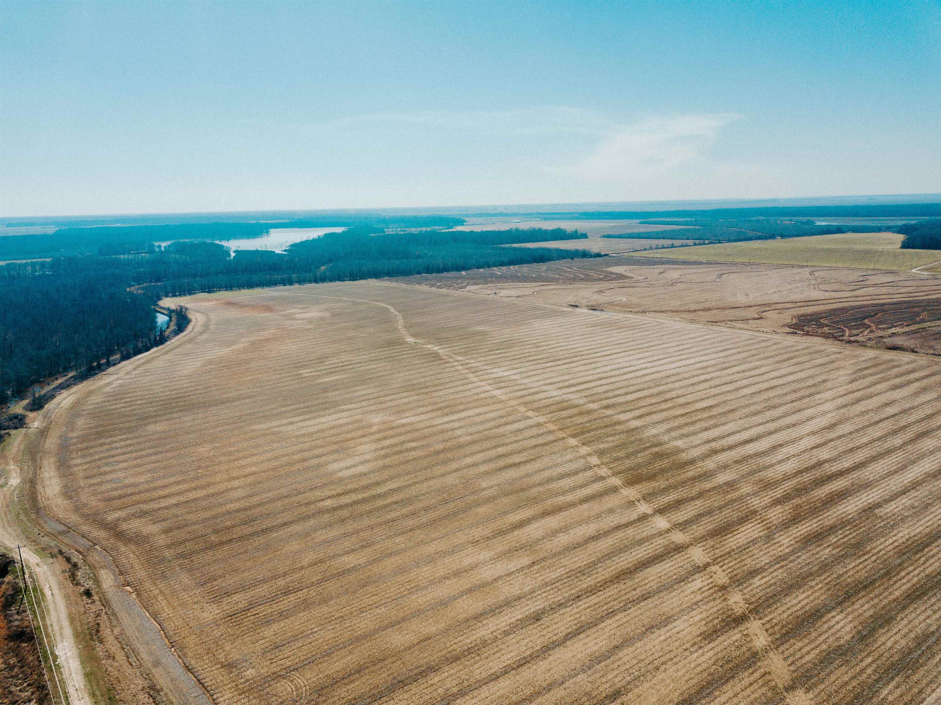 00  Bell Rd  Gillett, AR
