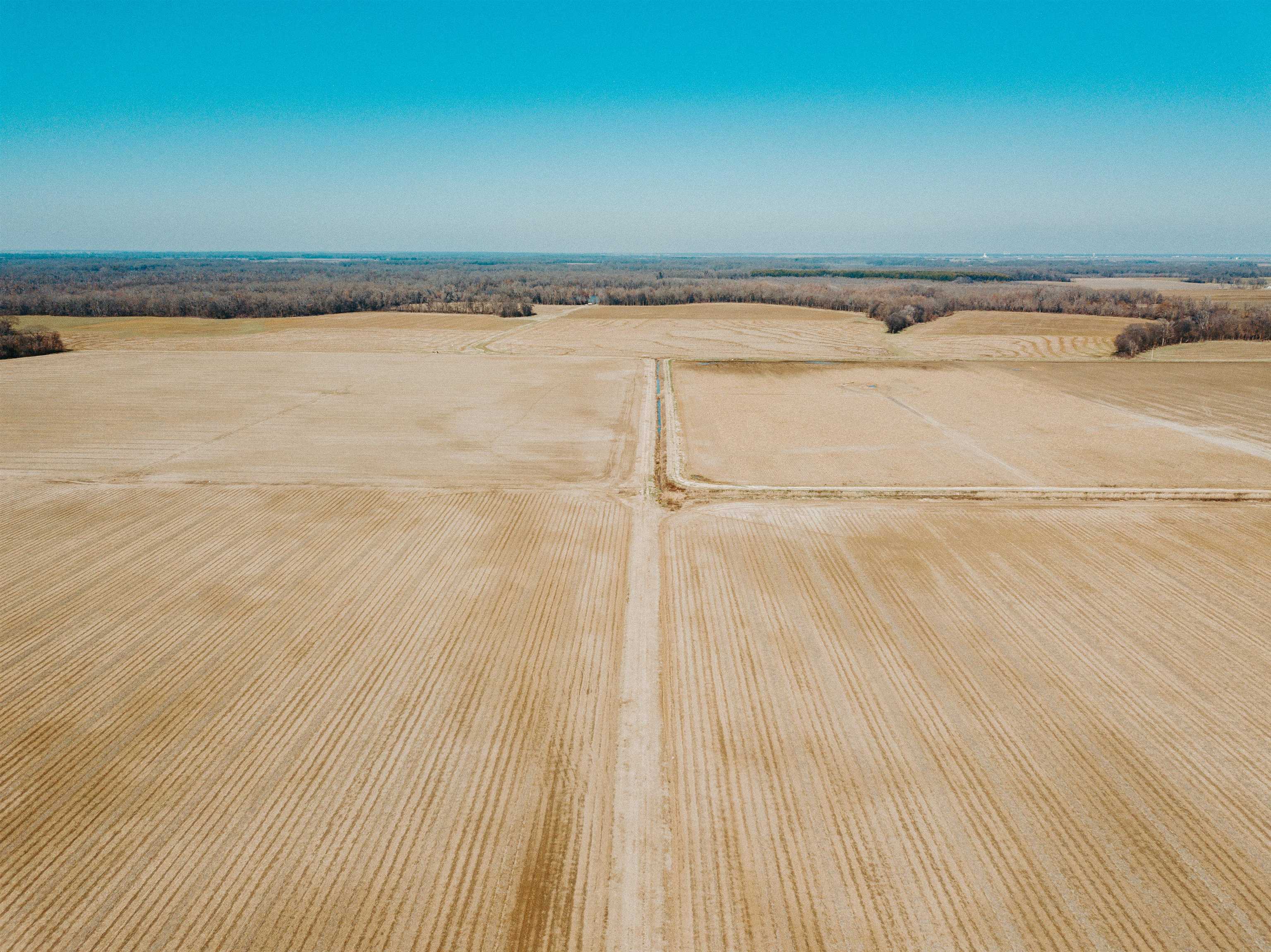 00  Bell Rd  Gillett, AR