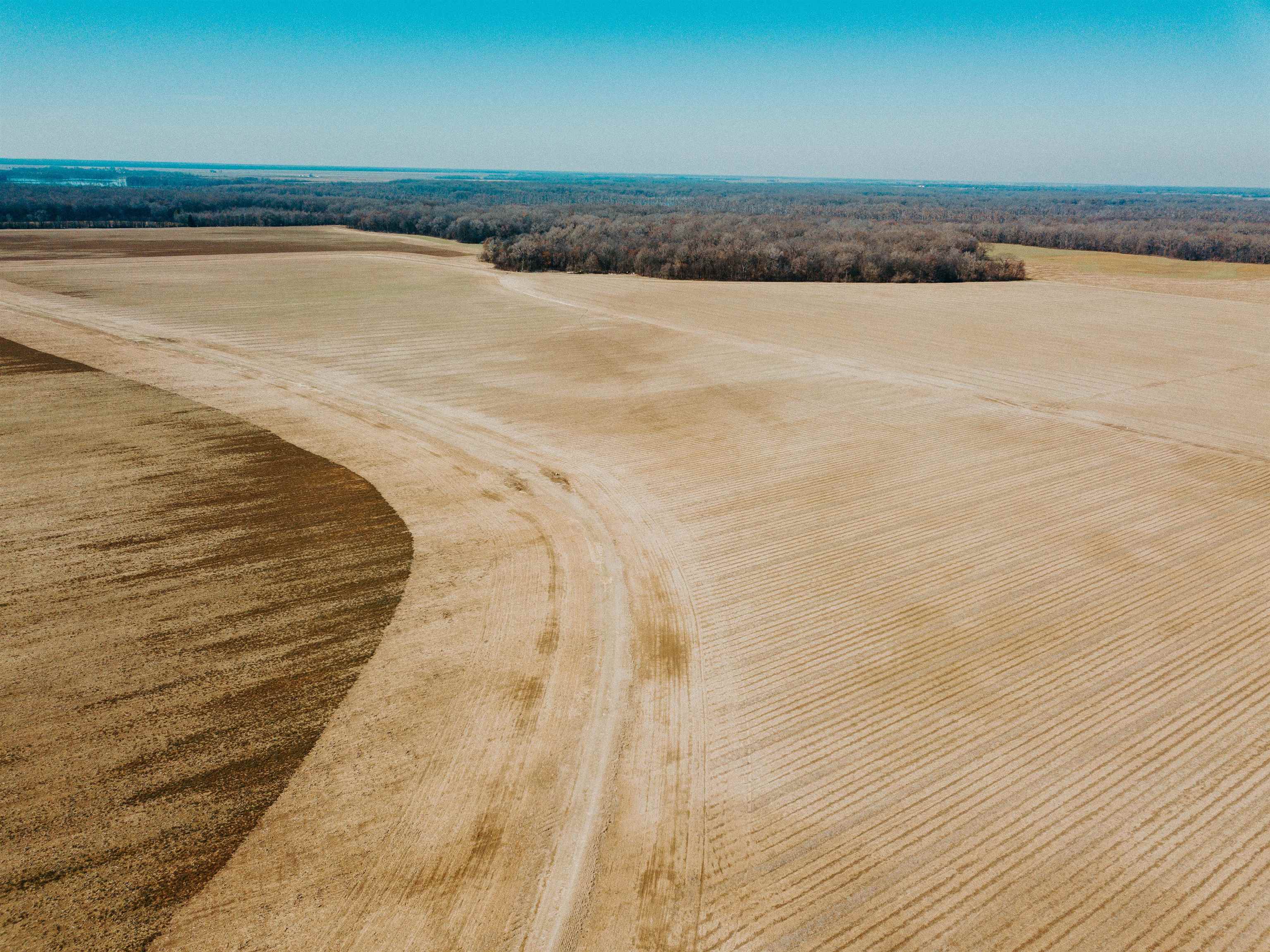 00  Bell Rd  Gillett, AR