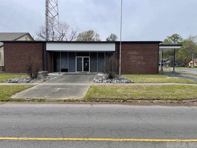 1204 S Main  Stuttgart, AR