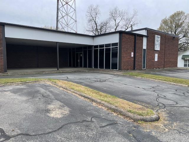 1204 S Main  Stuttgart, AR