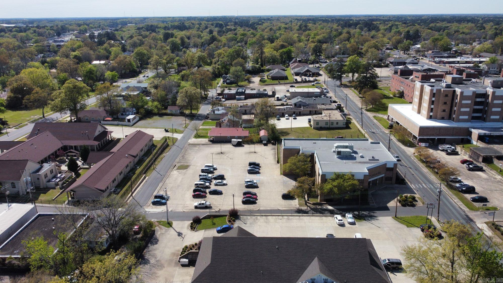403 W Oak  El Dorado, AR