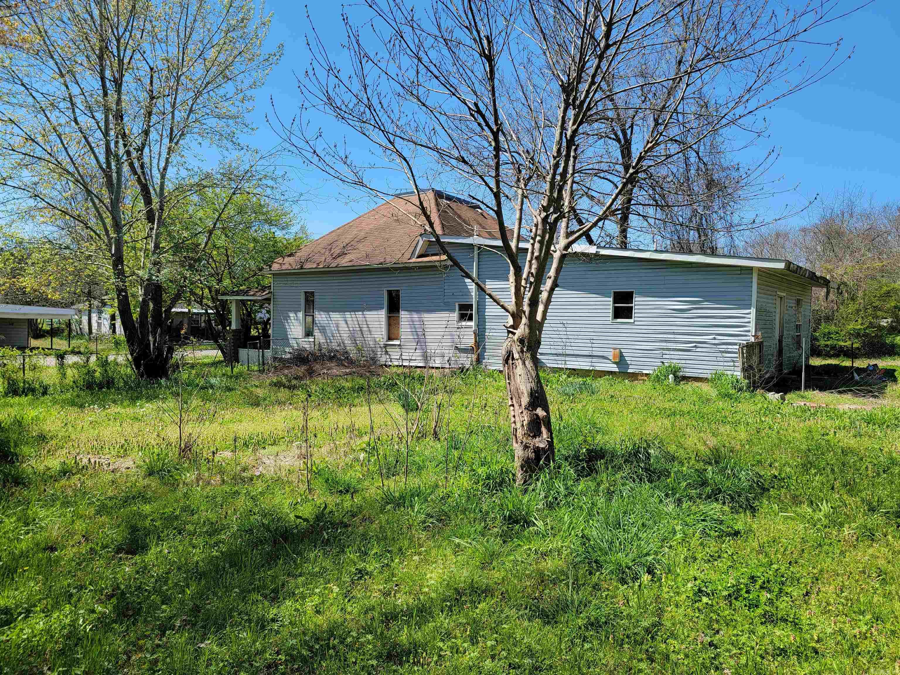 1501  Reeves Ave  Mena, AR