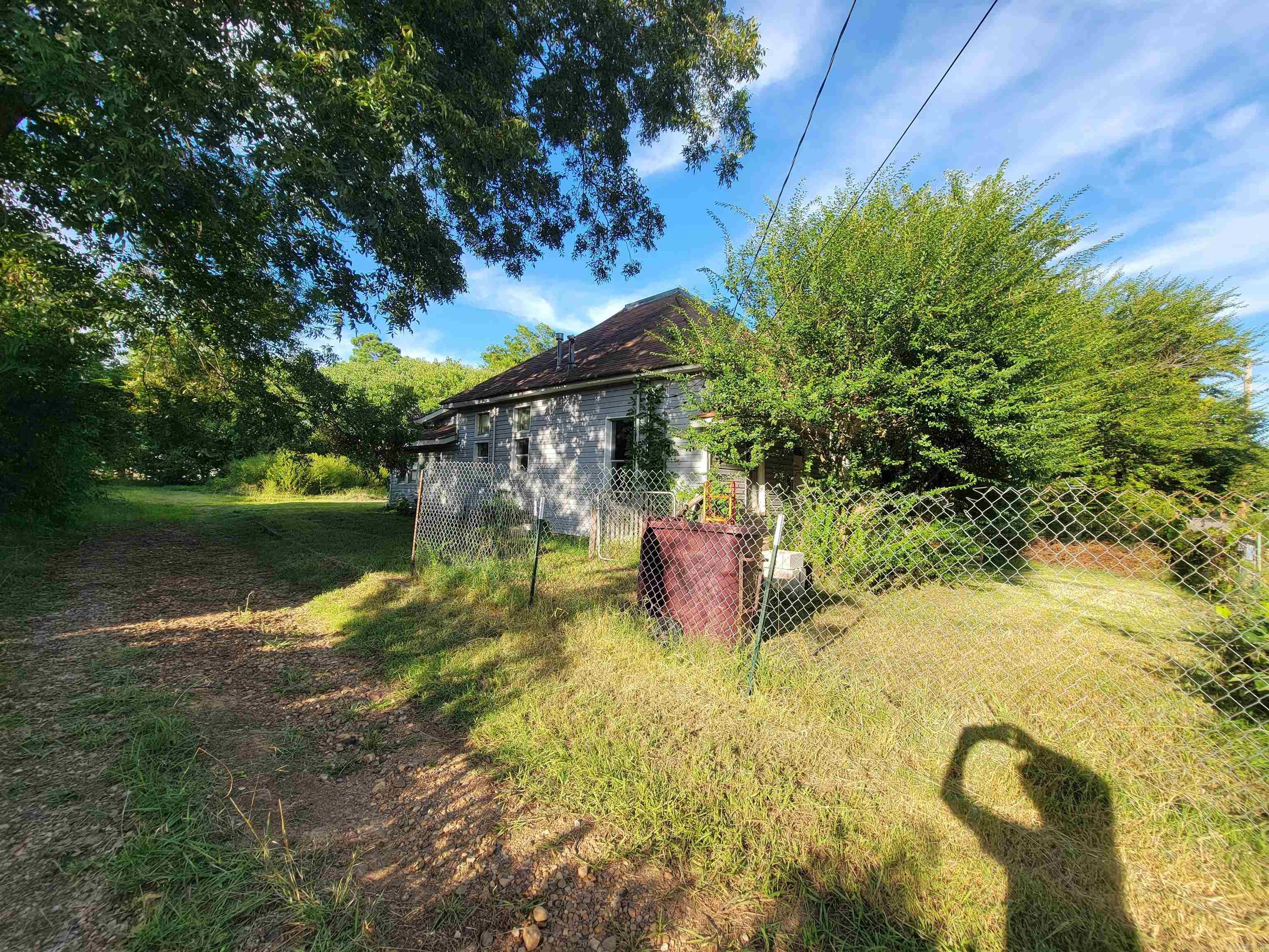 1501  Reeves Ave  Mena, AR