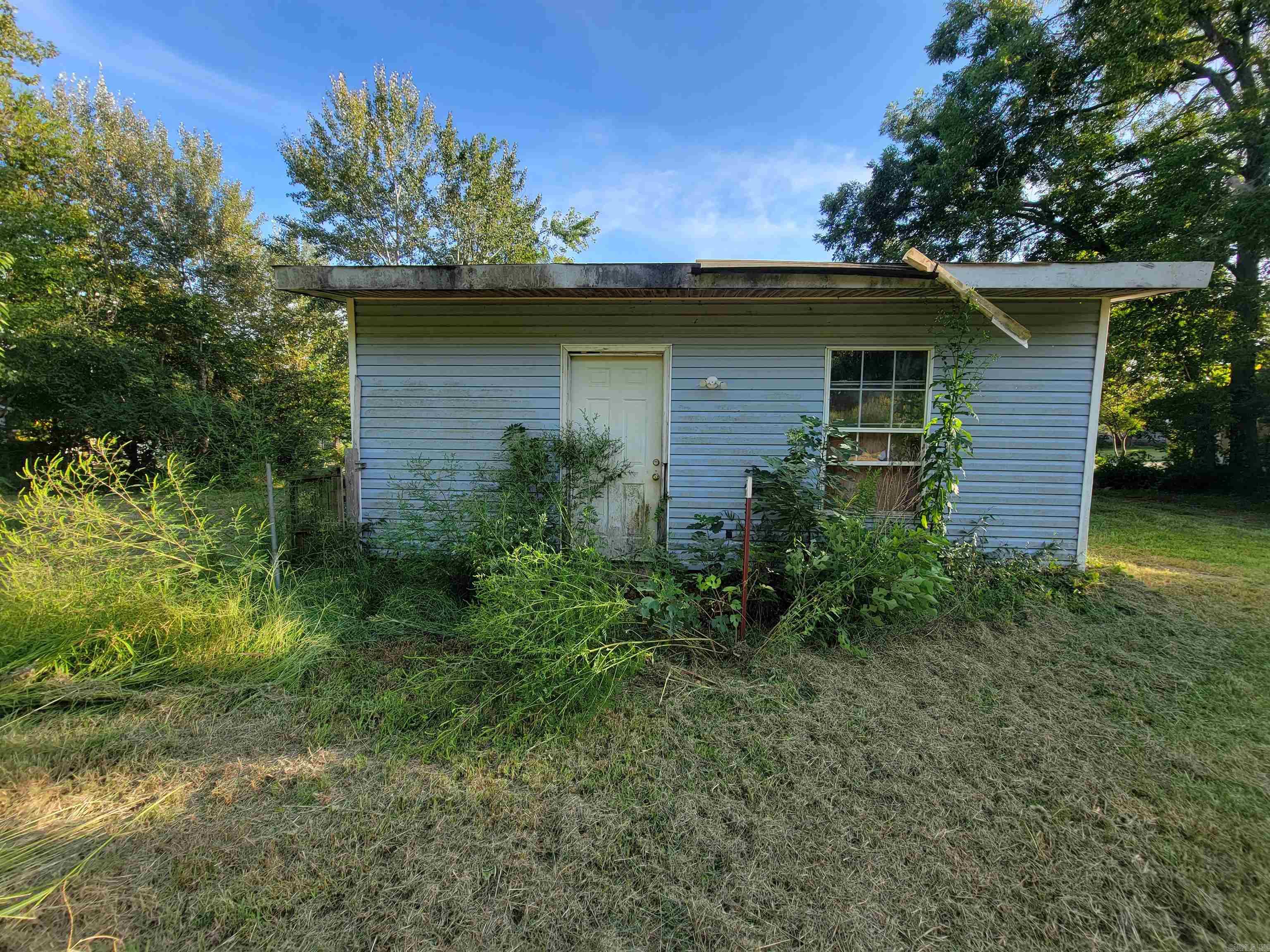 1501  Reeves Ave  Mena, AR