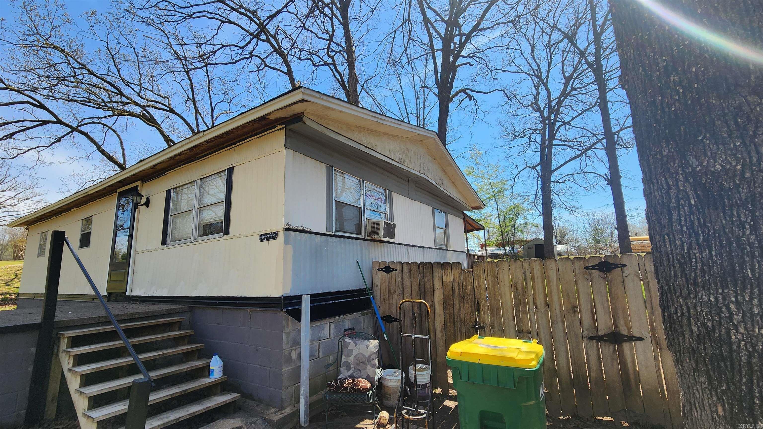 5807  Oak Grove  North Little Rock, AR