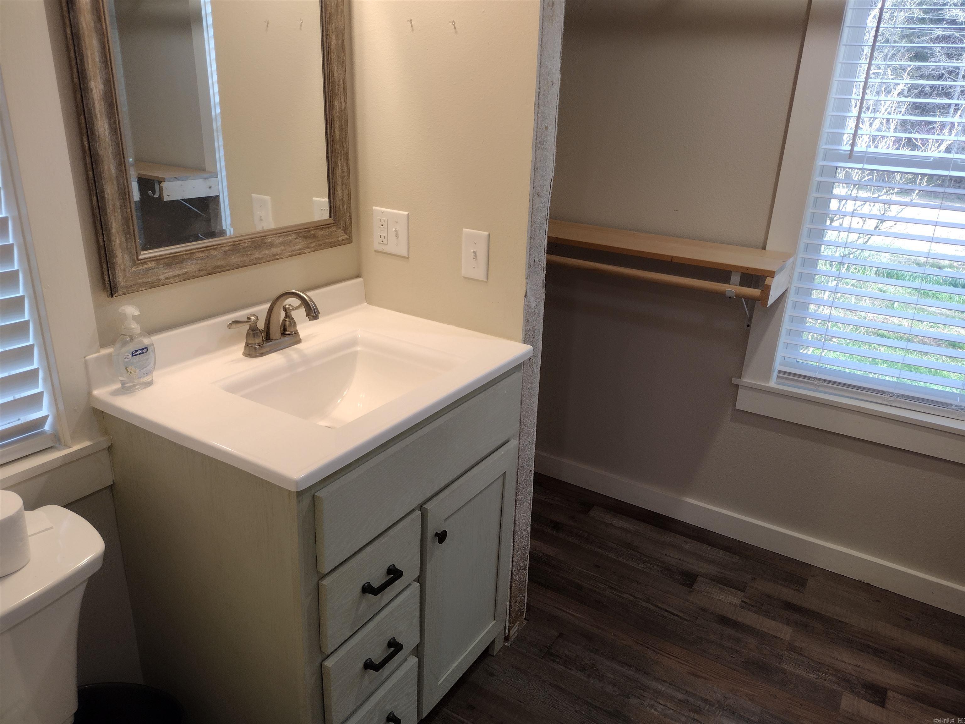 30121  HWy 263 N  Mountain View, AR