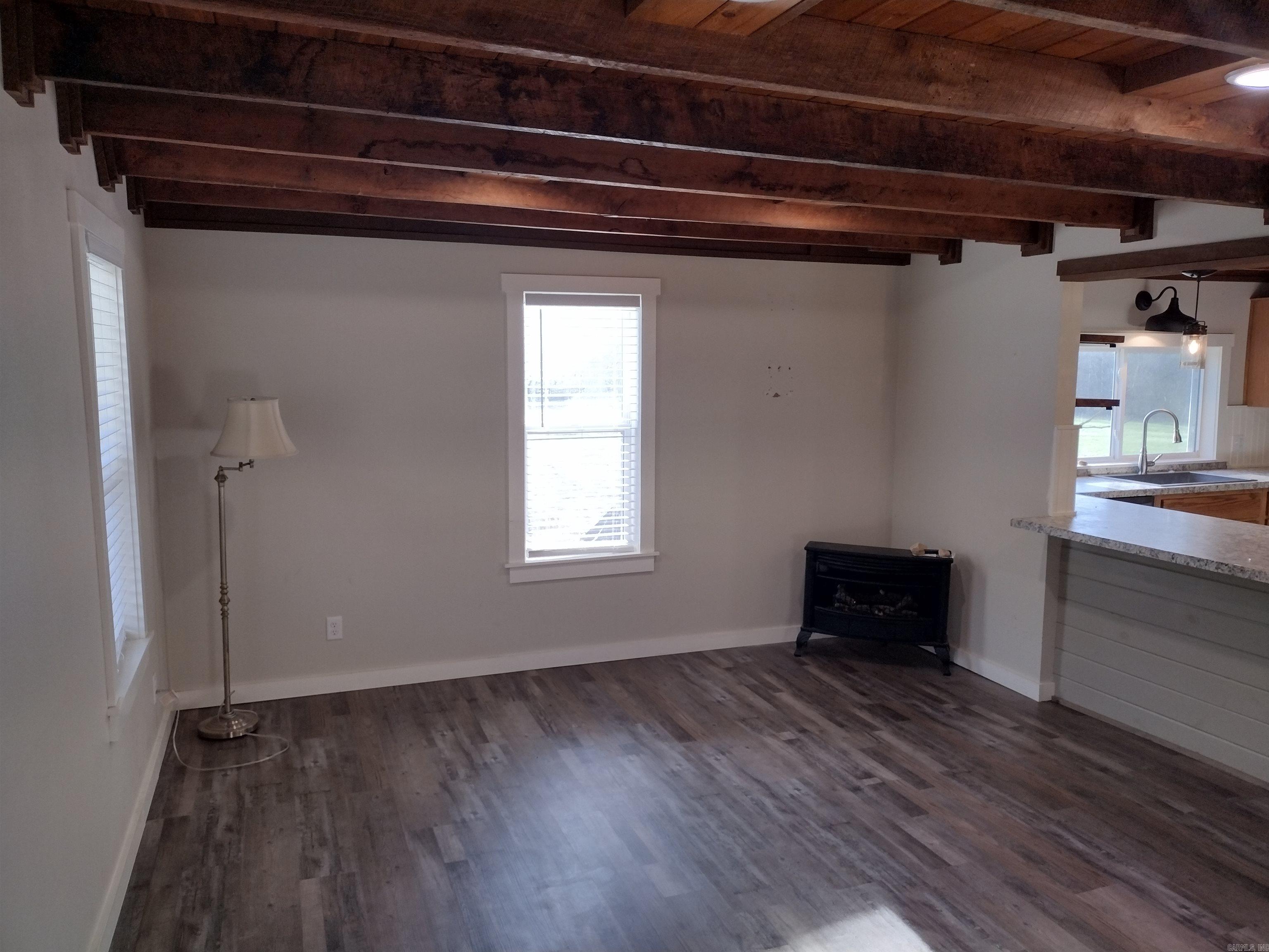 30121  HWy 263 N  Mountain View, AR