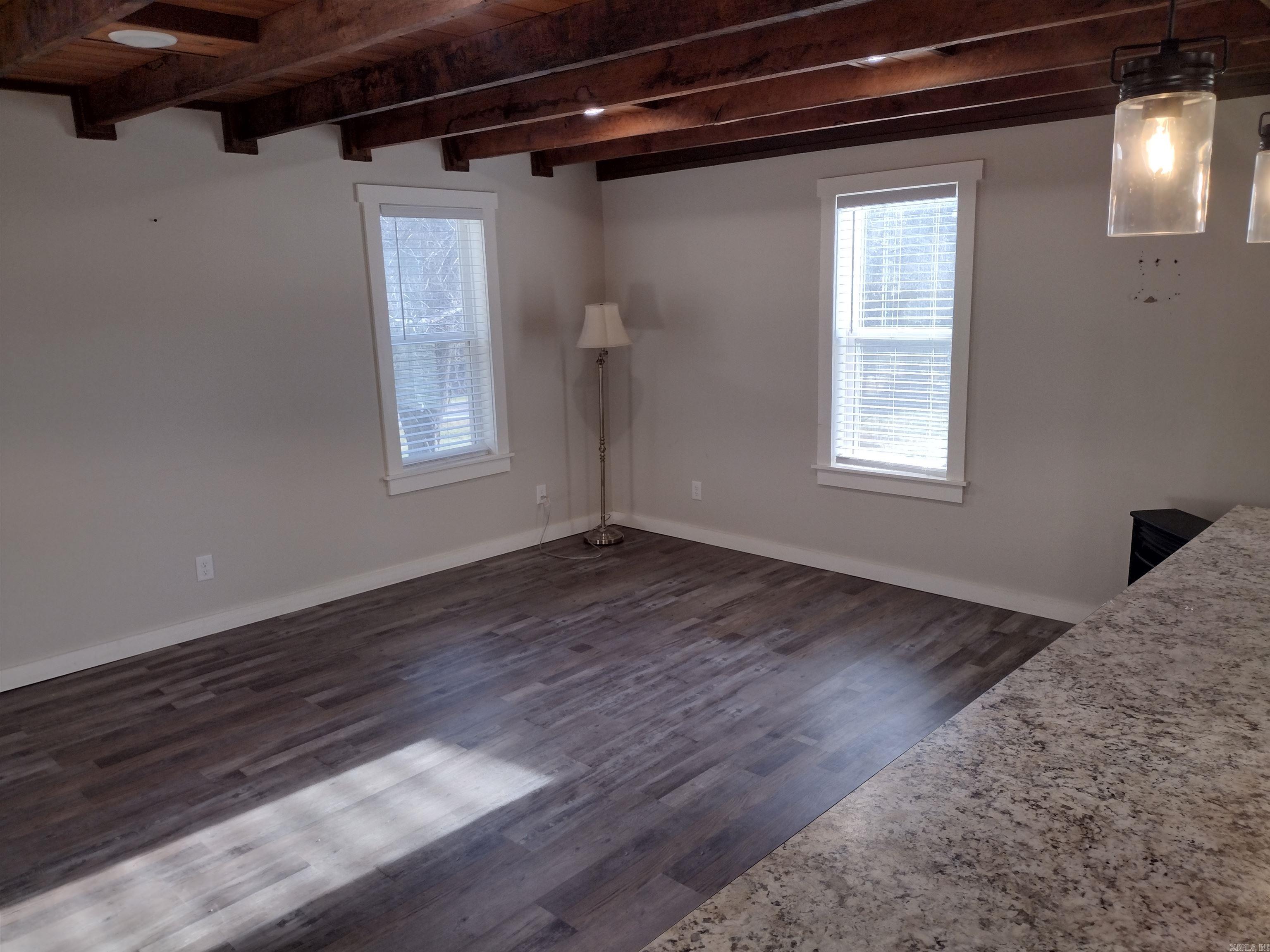 30121  HWy 263 N  Mountain View, AR