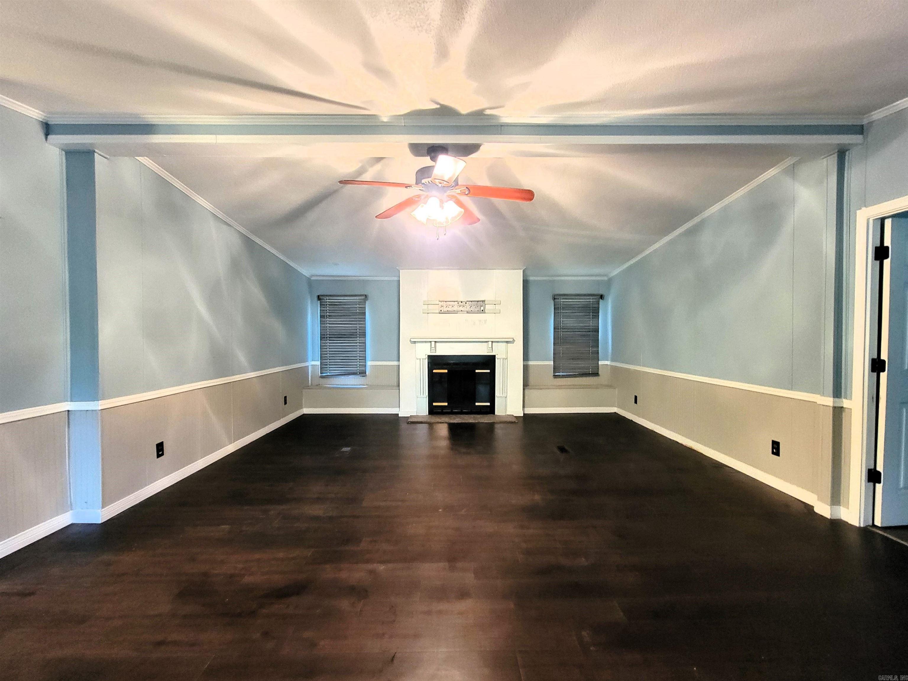 7606  Hyla  Pine Bluff, AR
