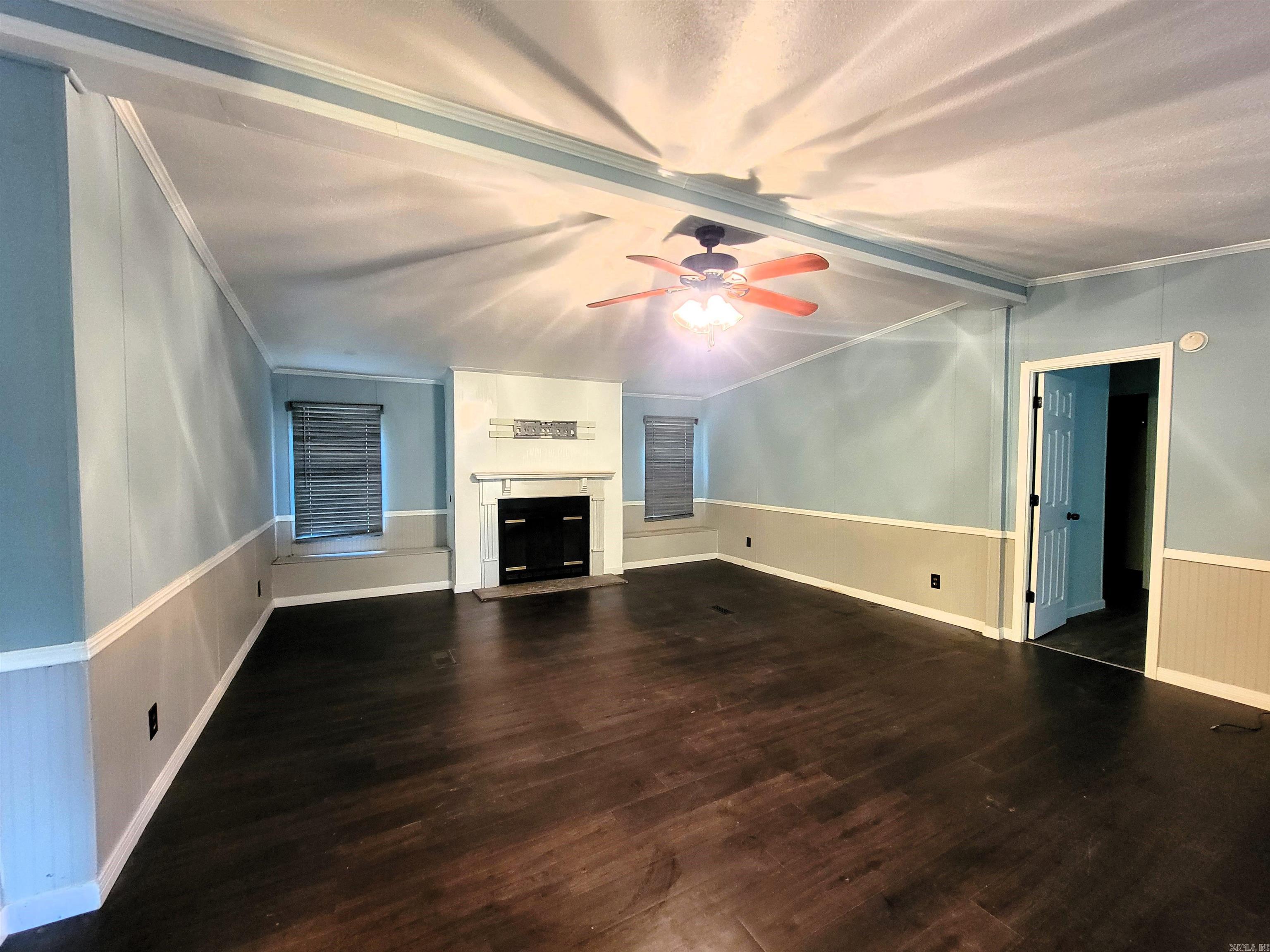 7606  Hyla  Pine Bluff, AR