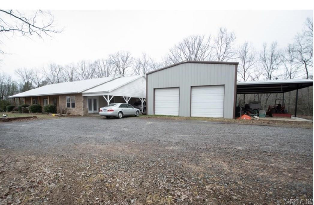 1052  Gravel Hill  Romance, AR