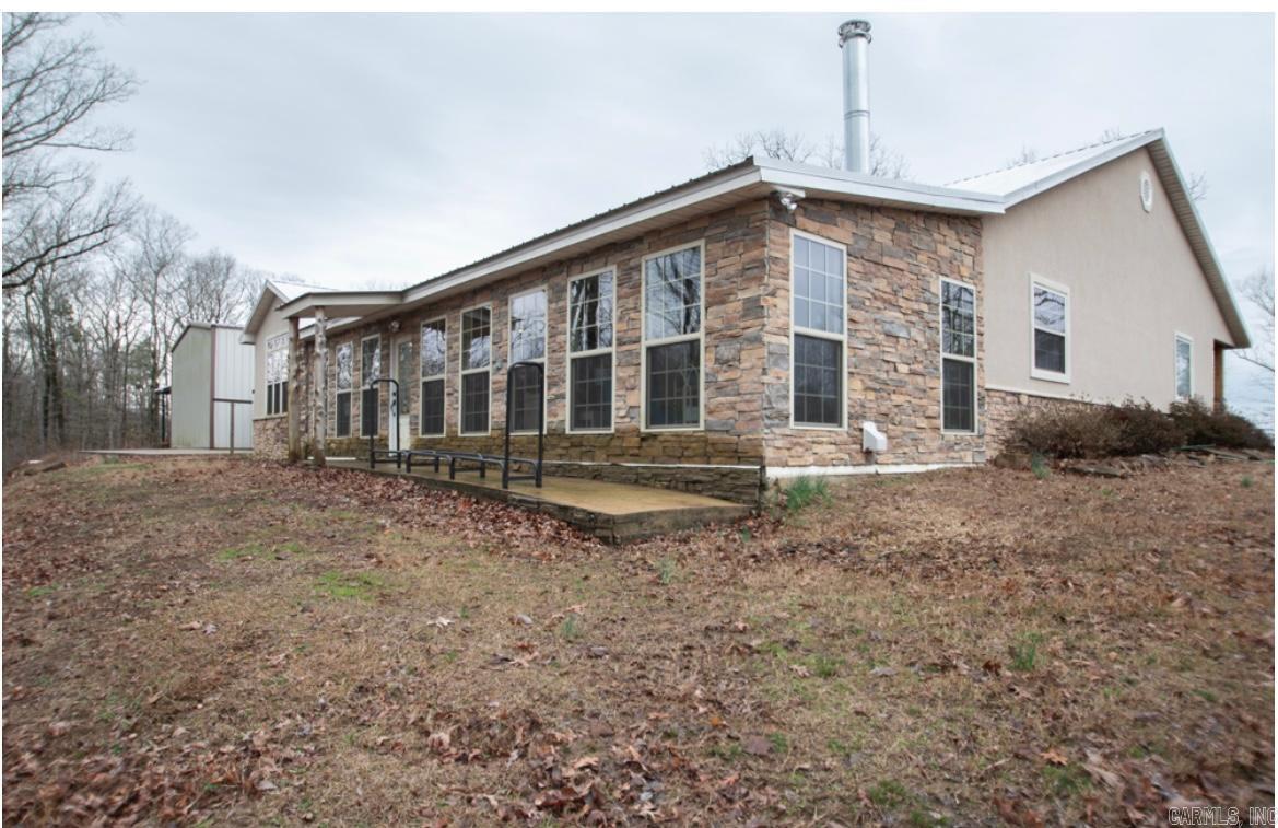 1052  Gravel Hill  Romance, AR