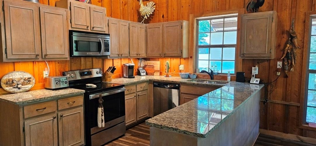 232 Bobo  Hardy, AR