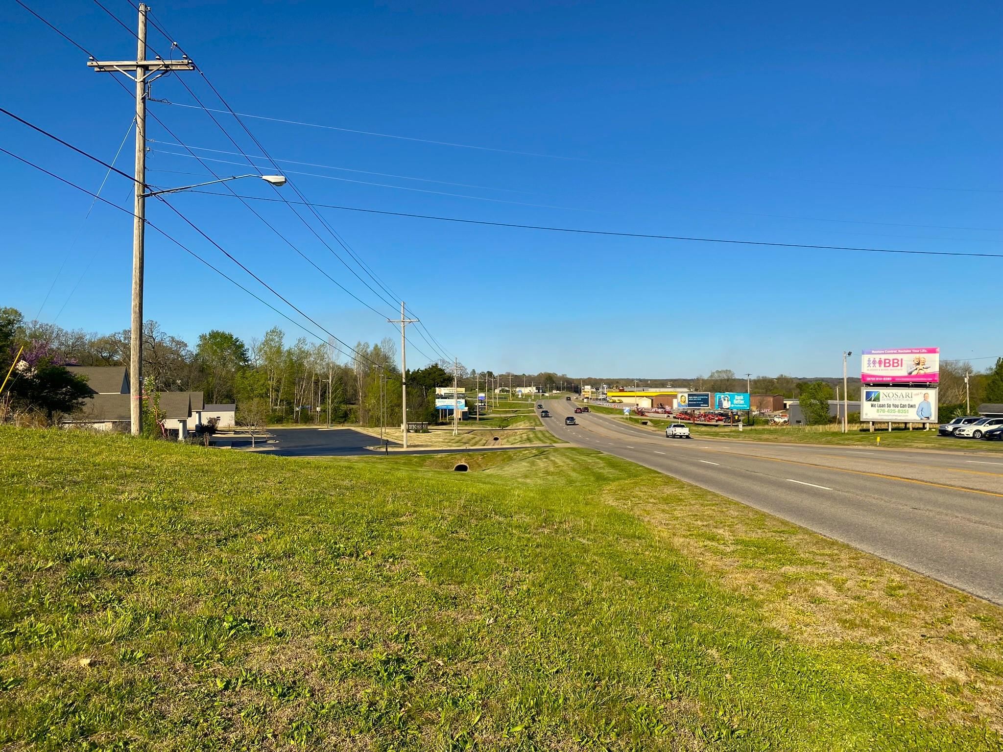 007-14999-159  Hwy 62 West  Mountain Home, AR