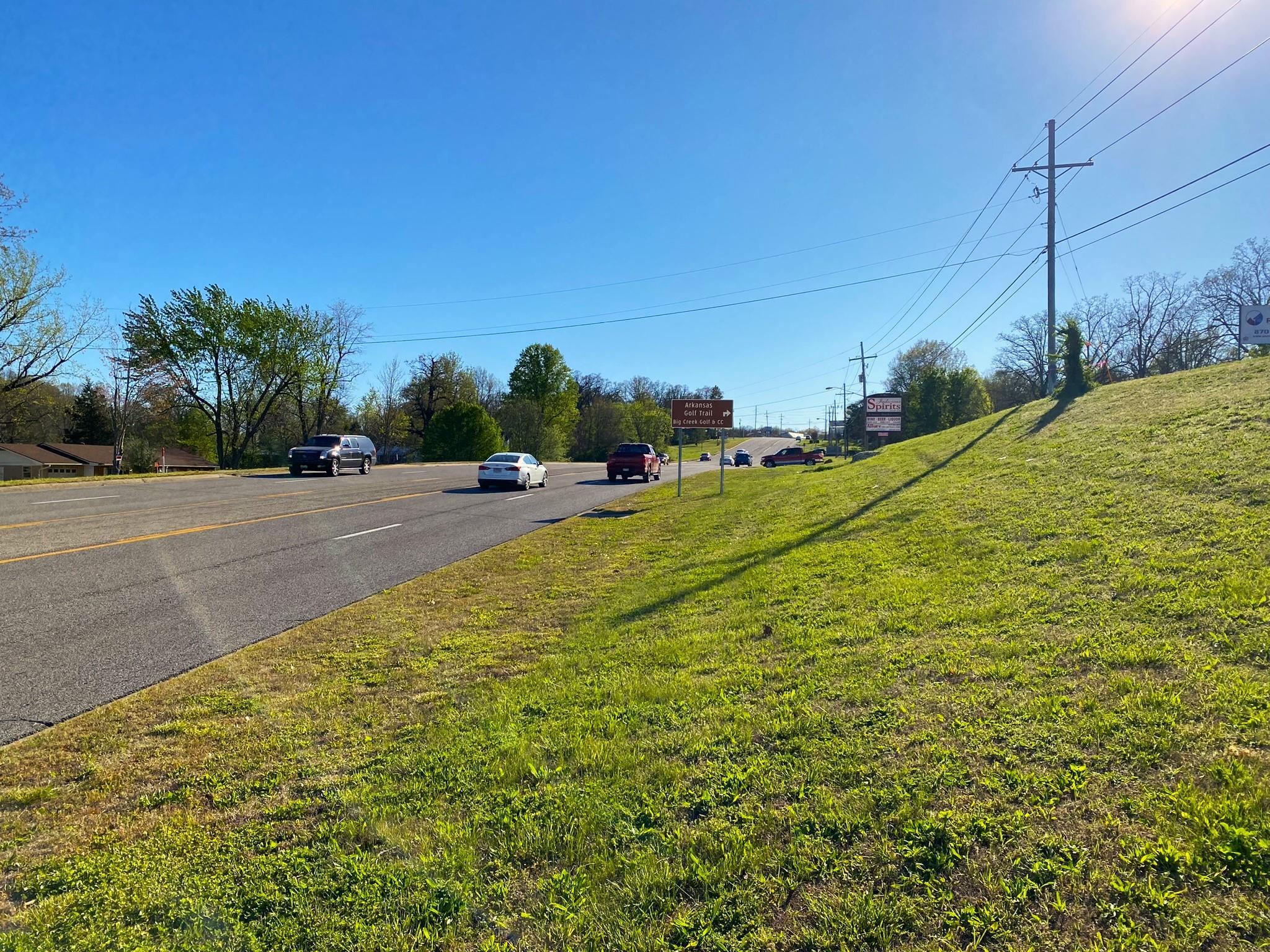 007-14999-159  Hwy 62 West  Mountain Home, AR