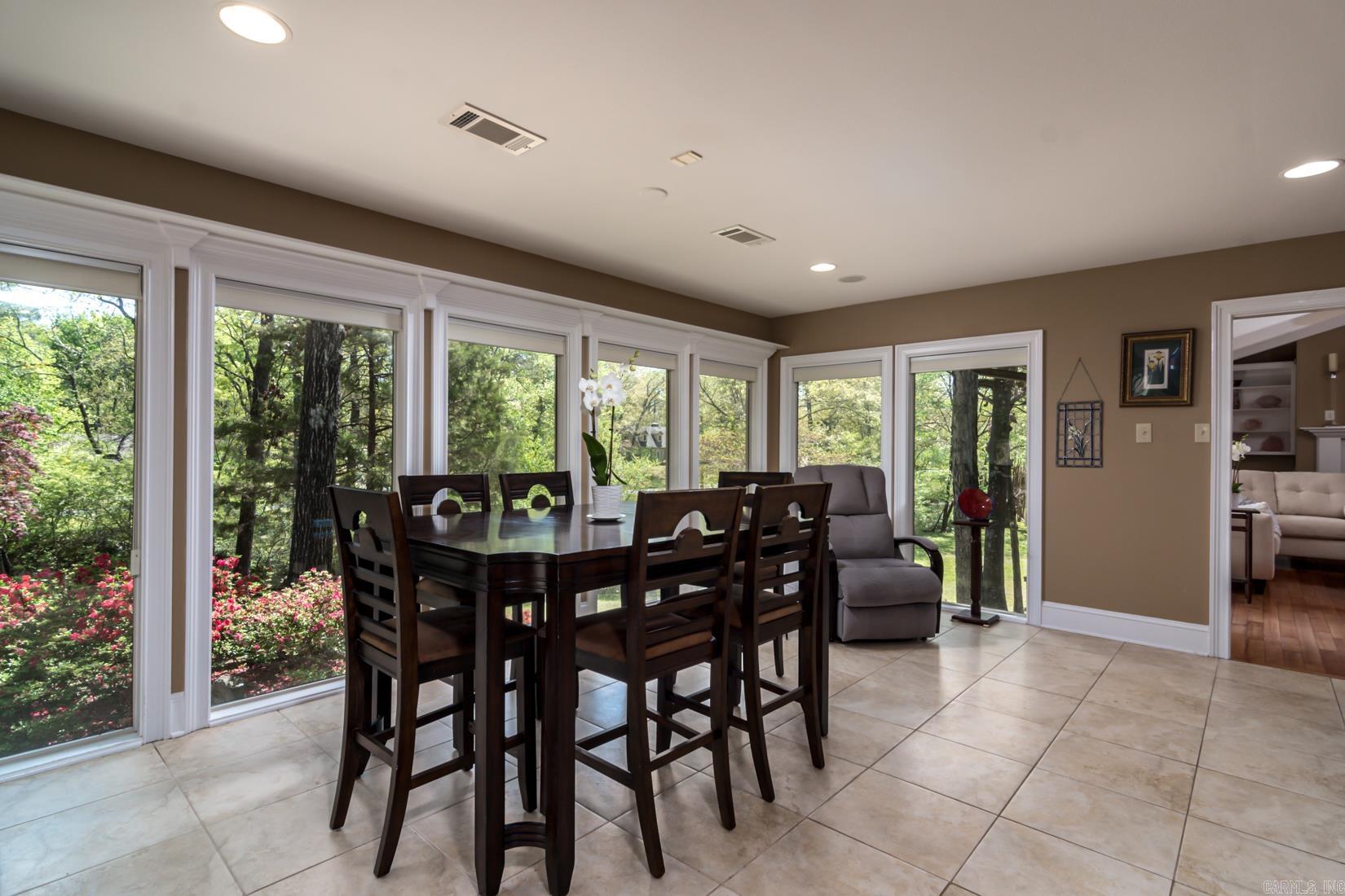 2423 N Rodney Parham Little Rock, AR Halsey Thrasher Harpole Real