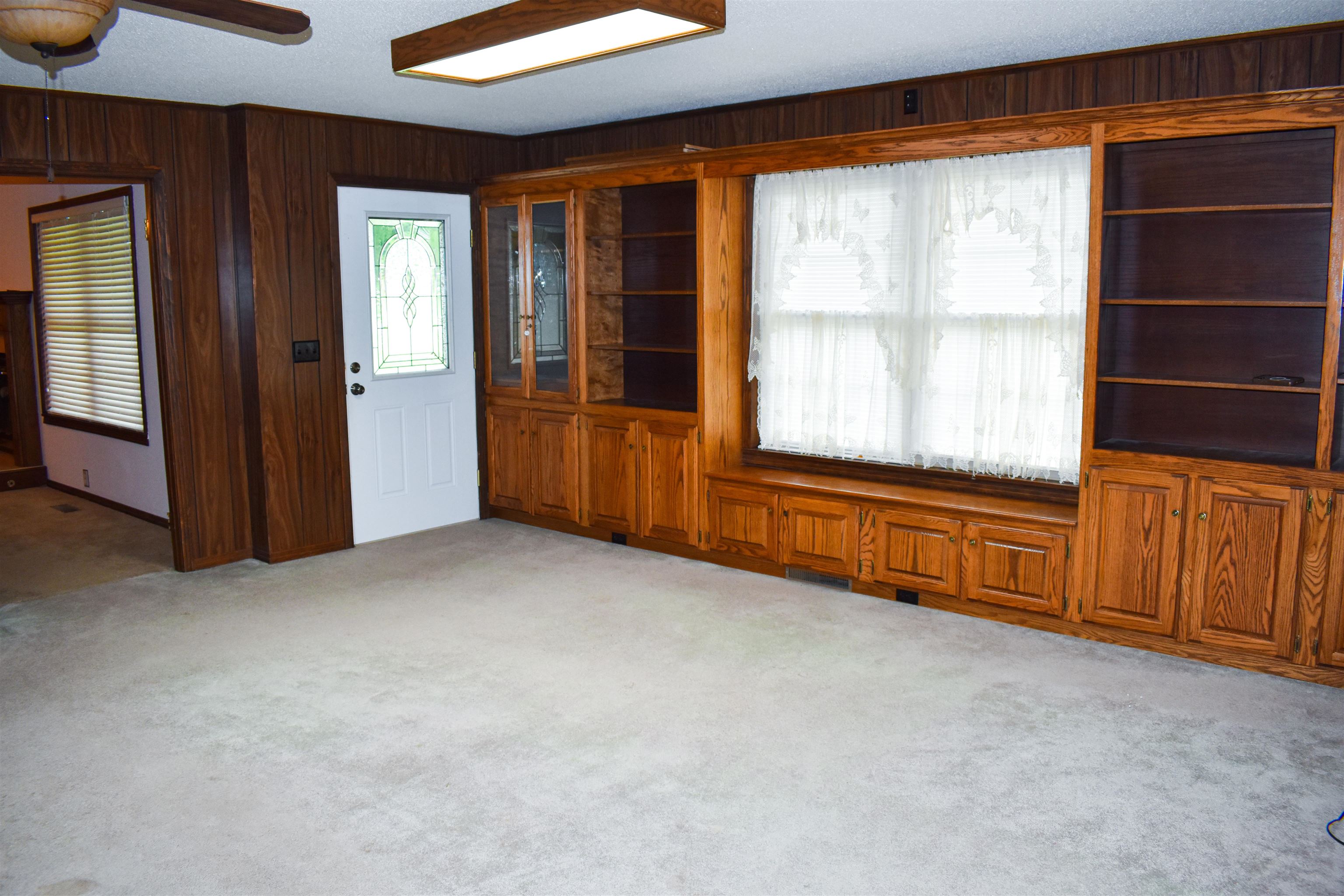 1112  Maple  Mountain View, AR