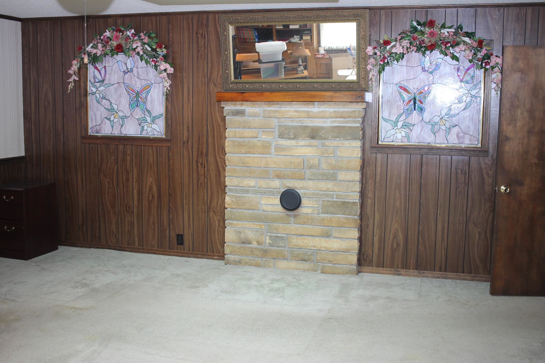 1112  Maple  Mountain View, AR
