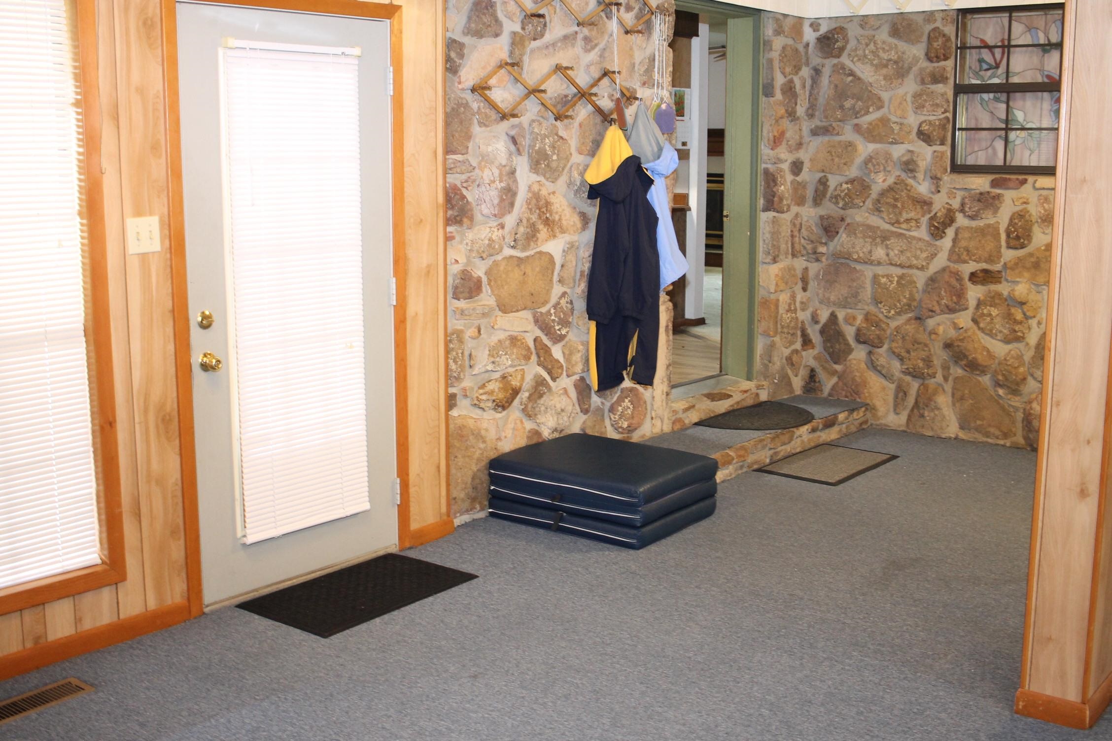1112  Maple  Mountain View, AR