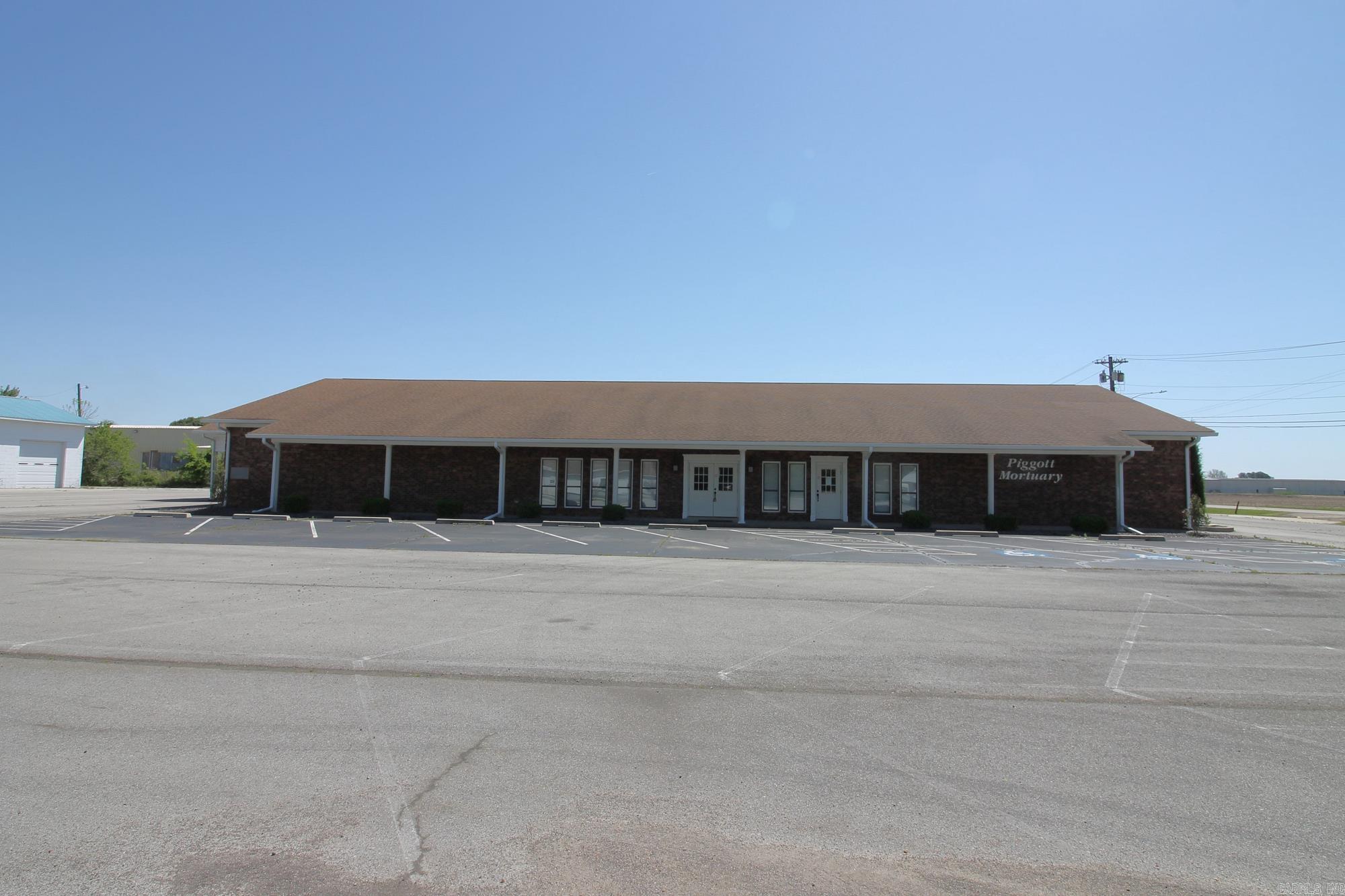 830  Terminal  Piggott, AR
