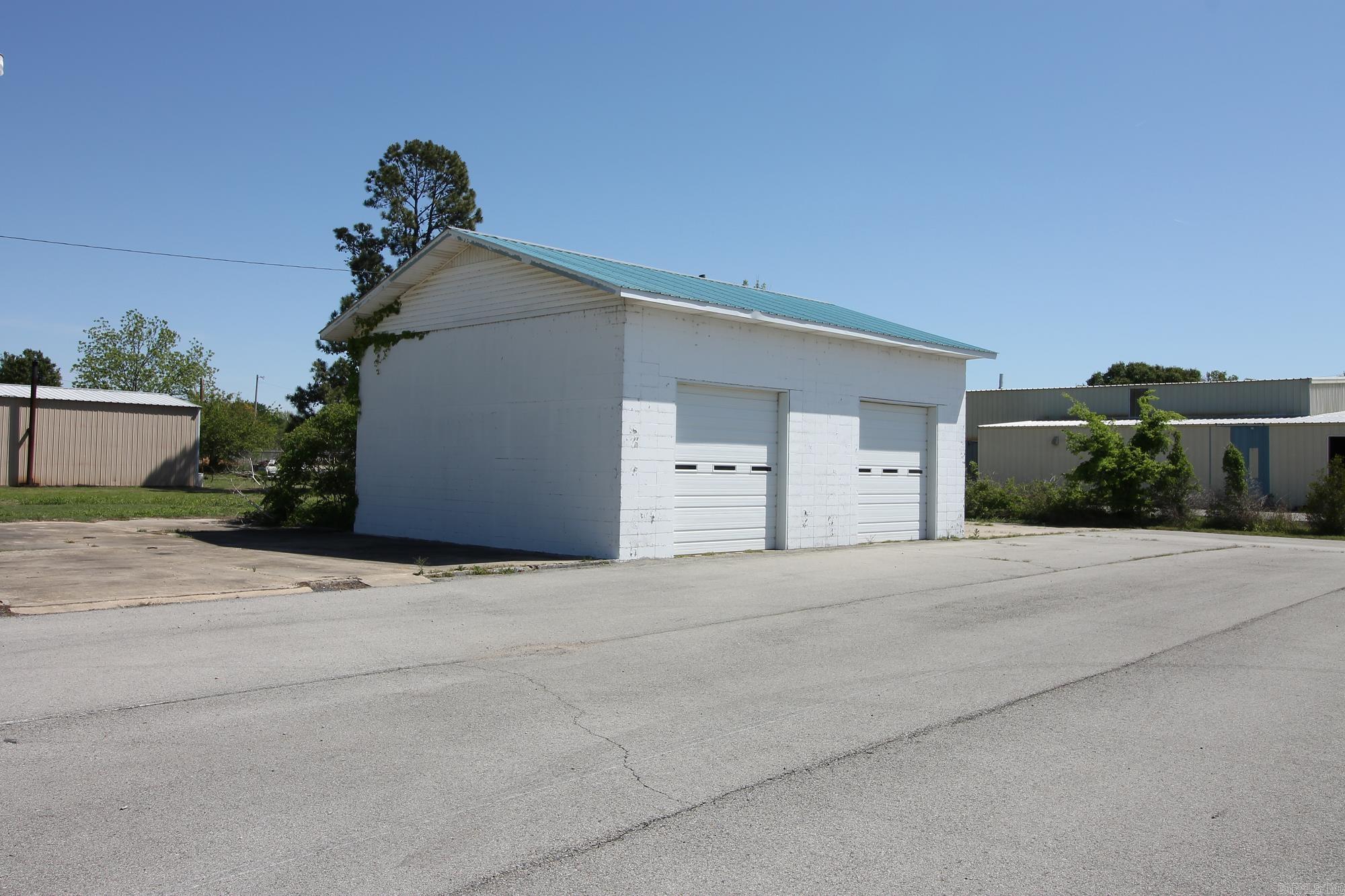 830  Terminal  Piggott, AR