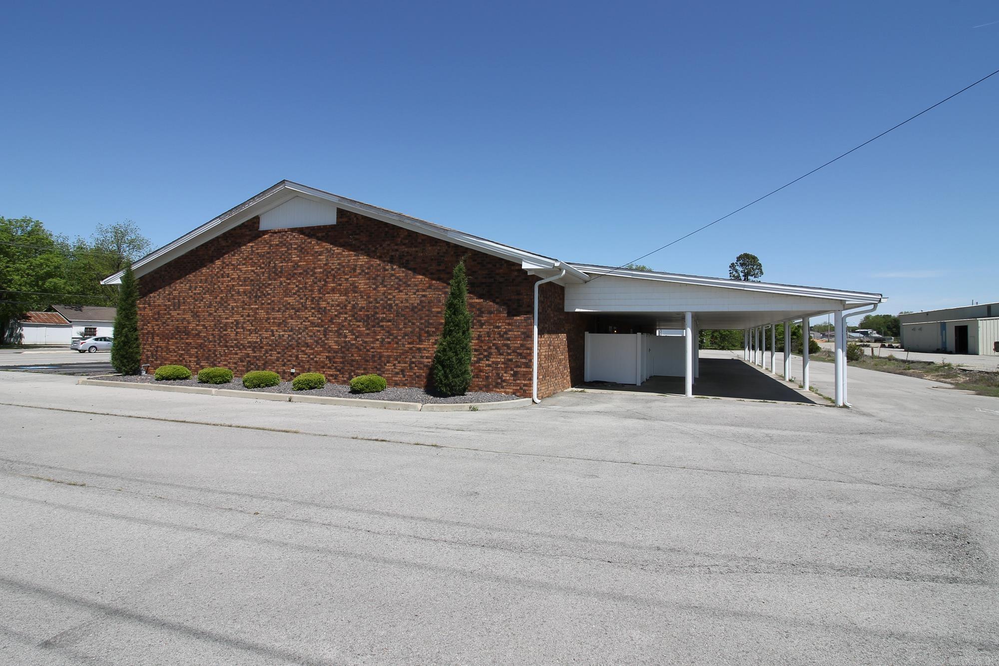 830  Terminal  Piggott, AR