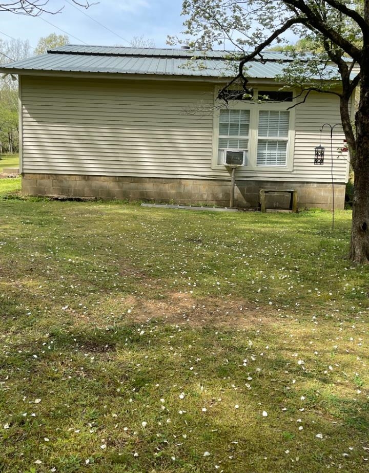 218  River Rd  Hardy, AR