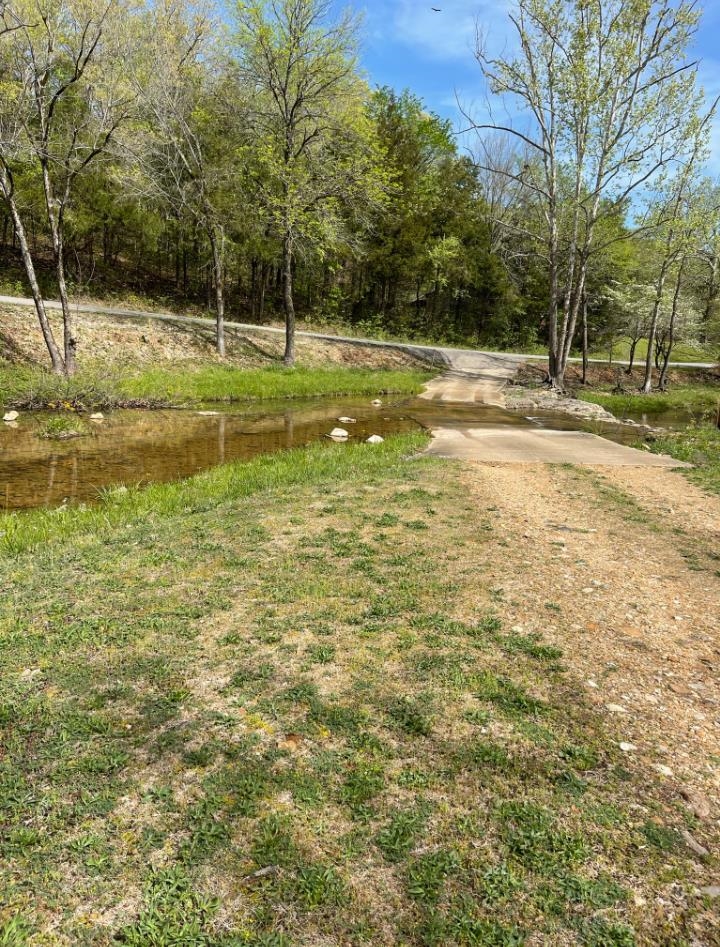 218  River Rd  Hardy, AR